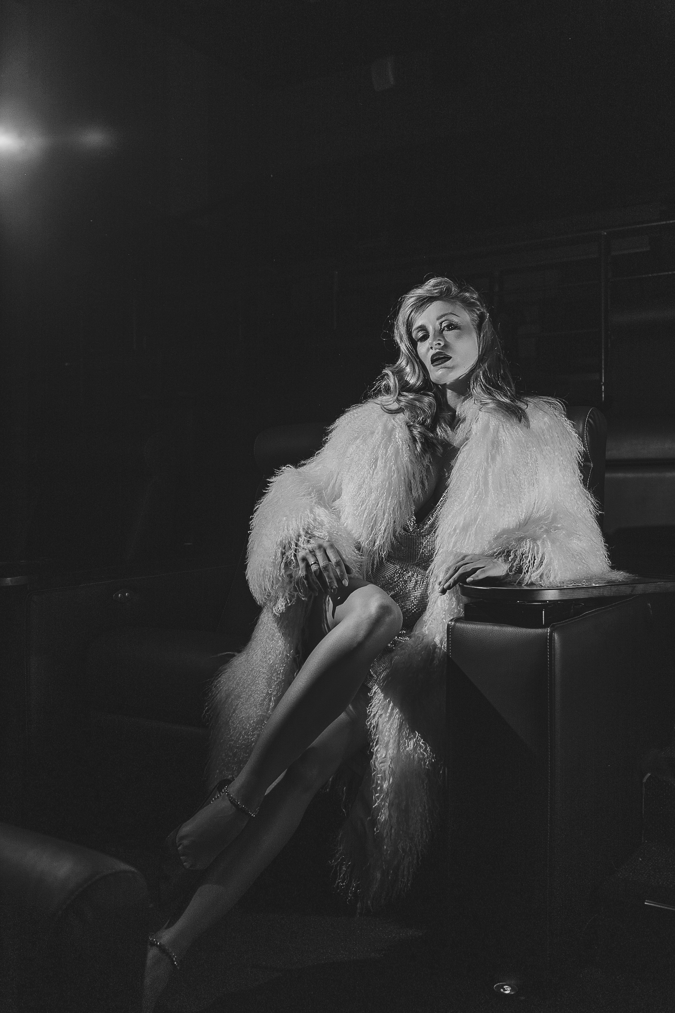 Студии & отели. Модель Москва каталожная и творческая съемка Anna Antlers