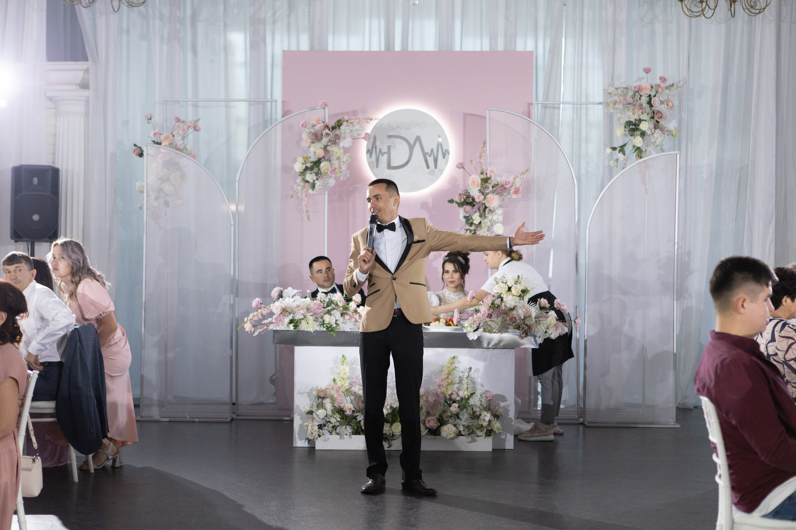 Свадебный фотограф Уфа — Руслан ГабдлисламовЖивые эмоции, красивые кадры, воспоминания на всю жизнь.Работаю по всей Республике Башкортоста. Свадебный фотограф Уфа Руслан Габдлисламов