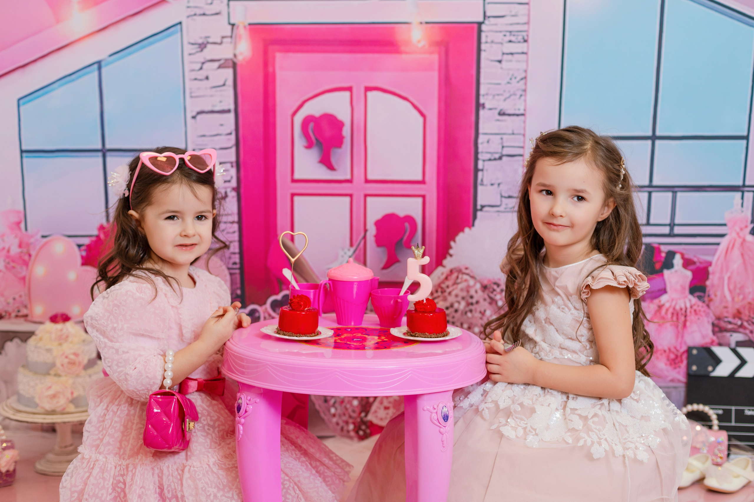 С тортиком. Фотограф новорождённых Псков