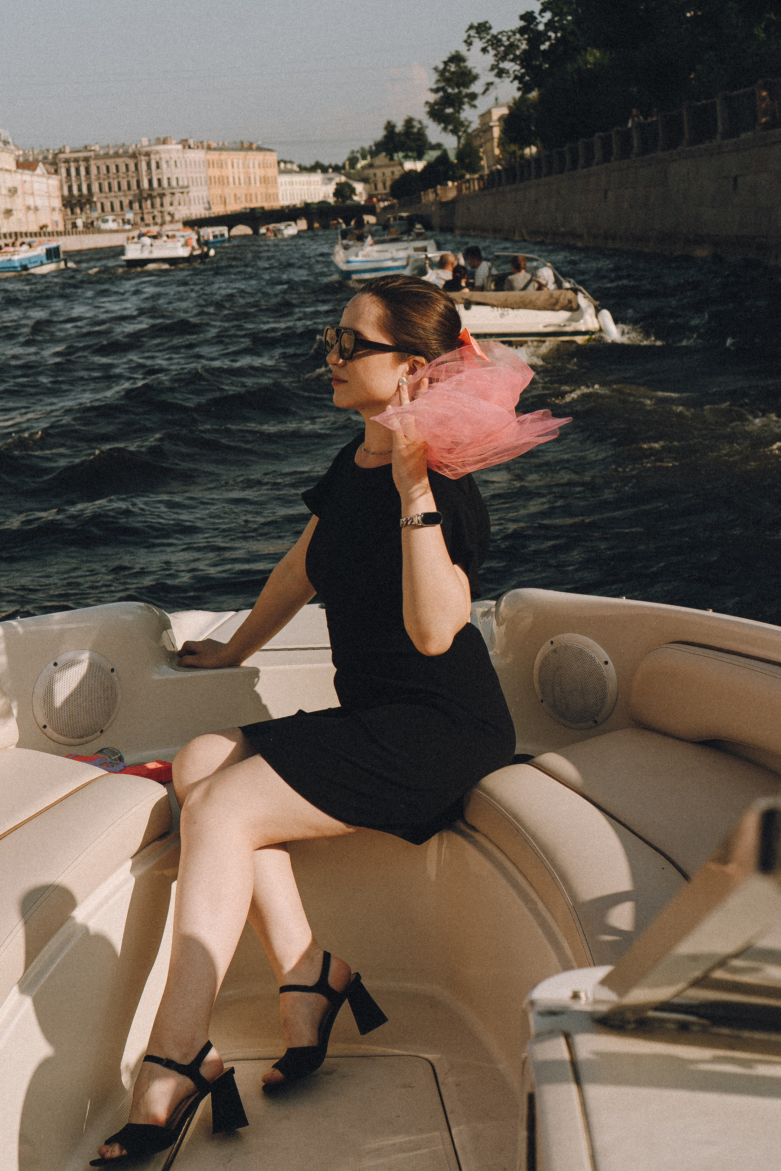 ДЕВИЧНИК НА КАТЕРЕ. Профессиональный фотограф, Санкт-Петербург — Виктория Богомолова