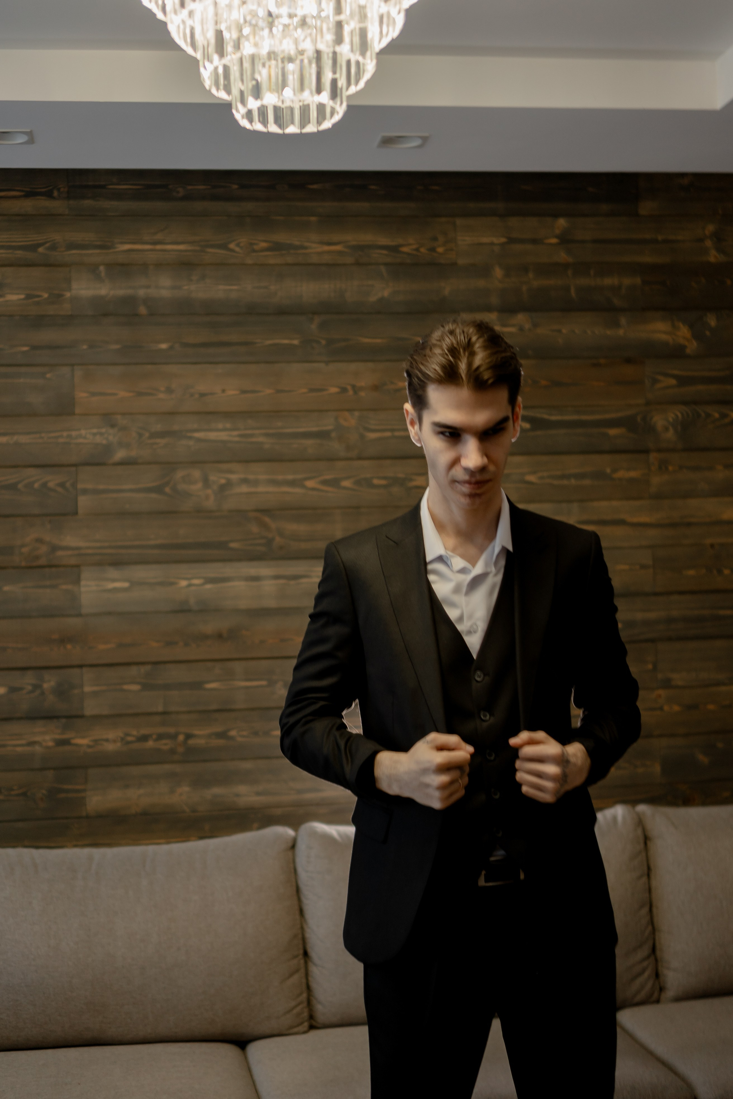 СВАДЕБНАЯ СЬЕМКА СБОРОВ В ОТЕЛЕ И ВЫЕЗД НА ЦЕРЕМОНИЮ (СНЯТО В СИБИРЕ В НИЖНЕВАРТОВСКЕ). Профессиональный фотограф, Санкт-Петербург — Виктория Богомолова