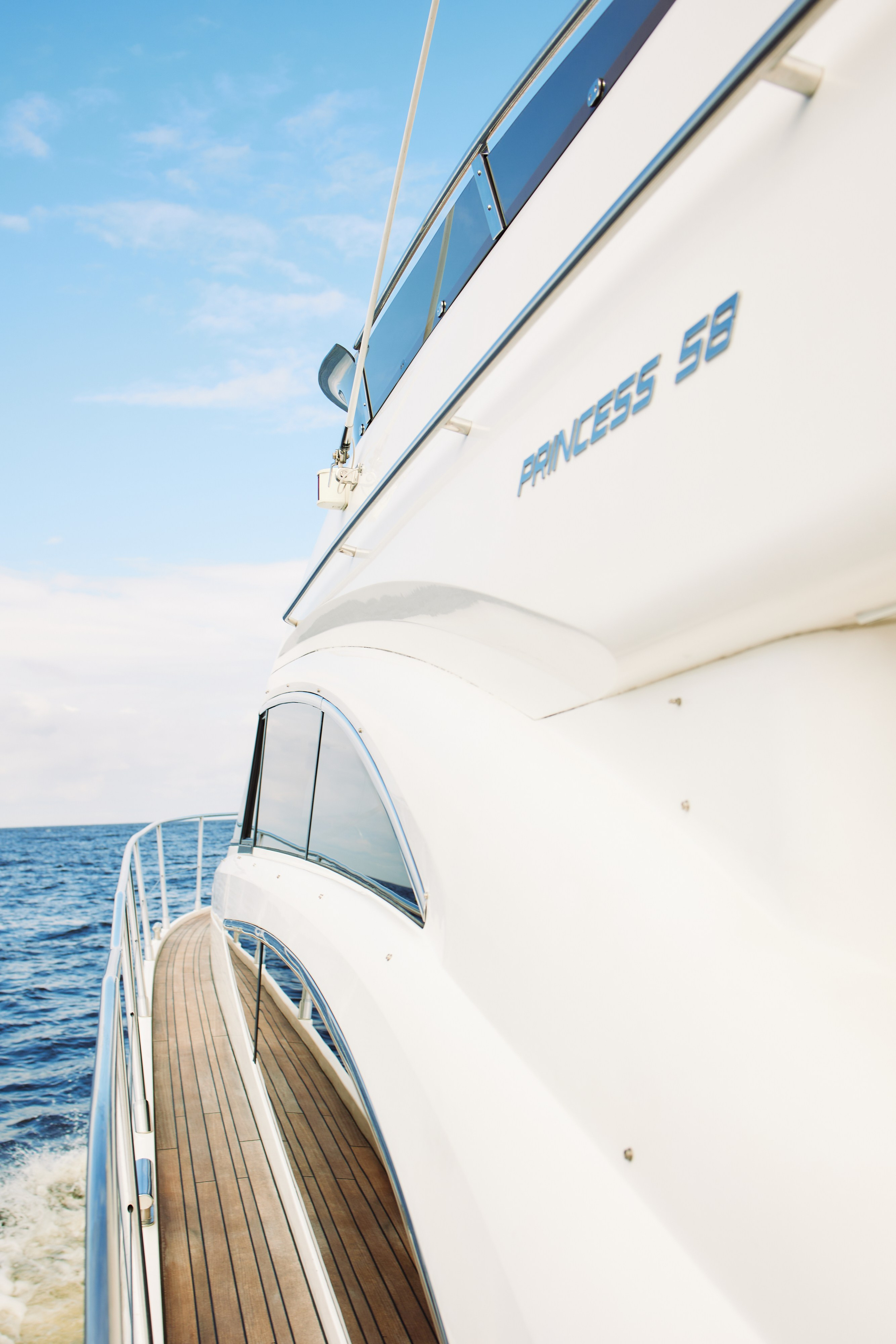 Private Event Peterhof. Reportage photographer Vlad Shishkin