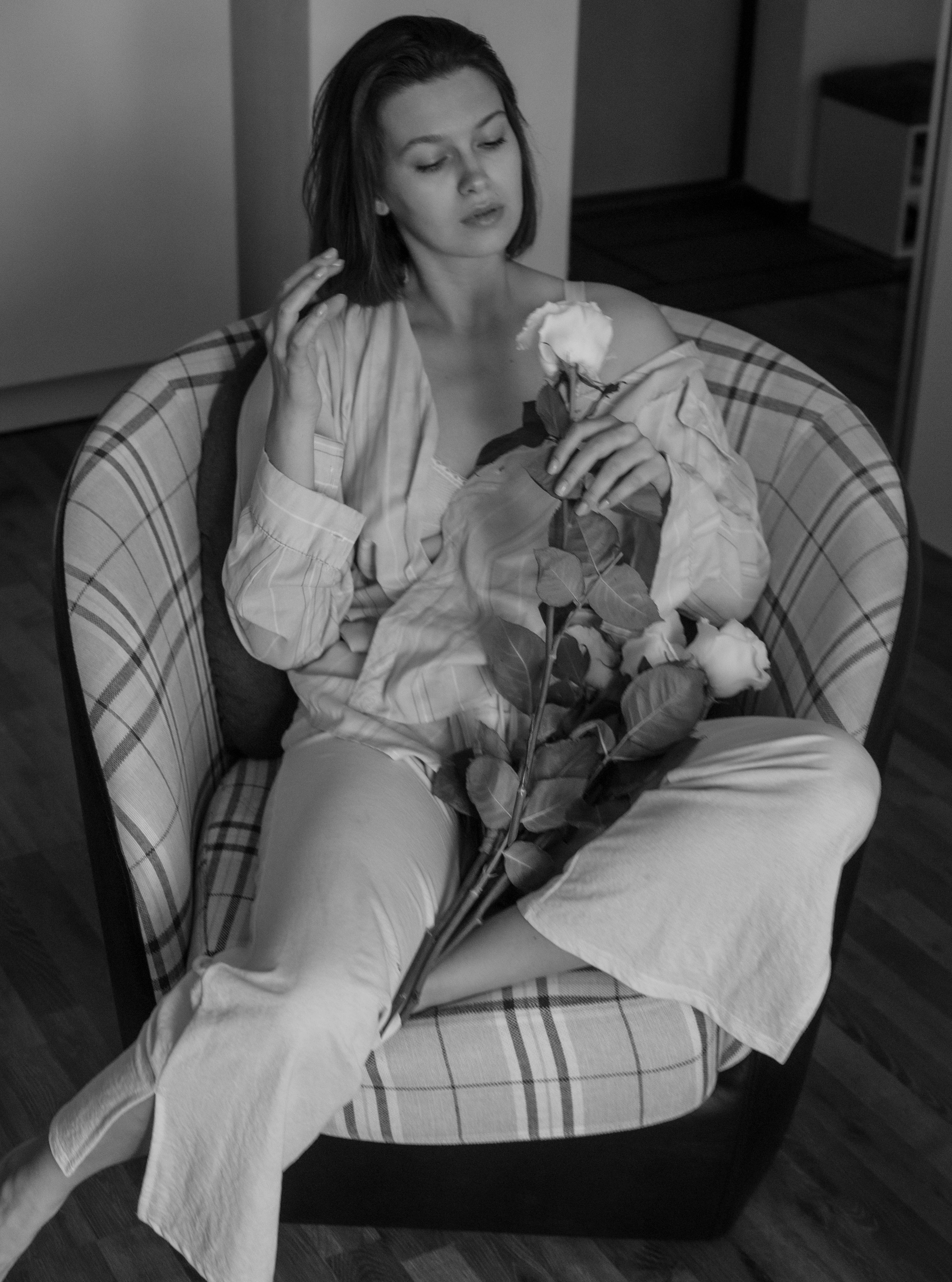 Яна. Женский фотограф. Создатель украшений ручной работы. Модель