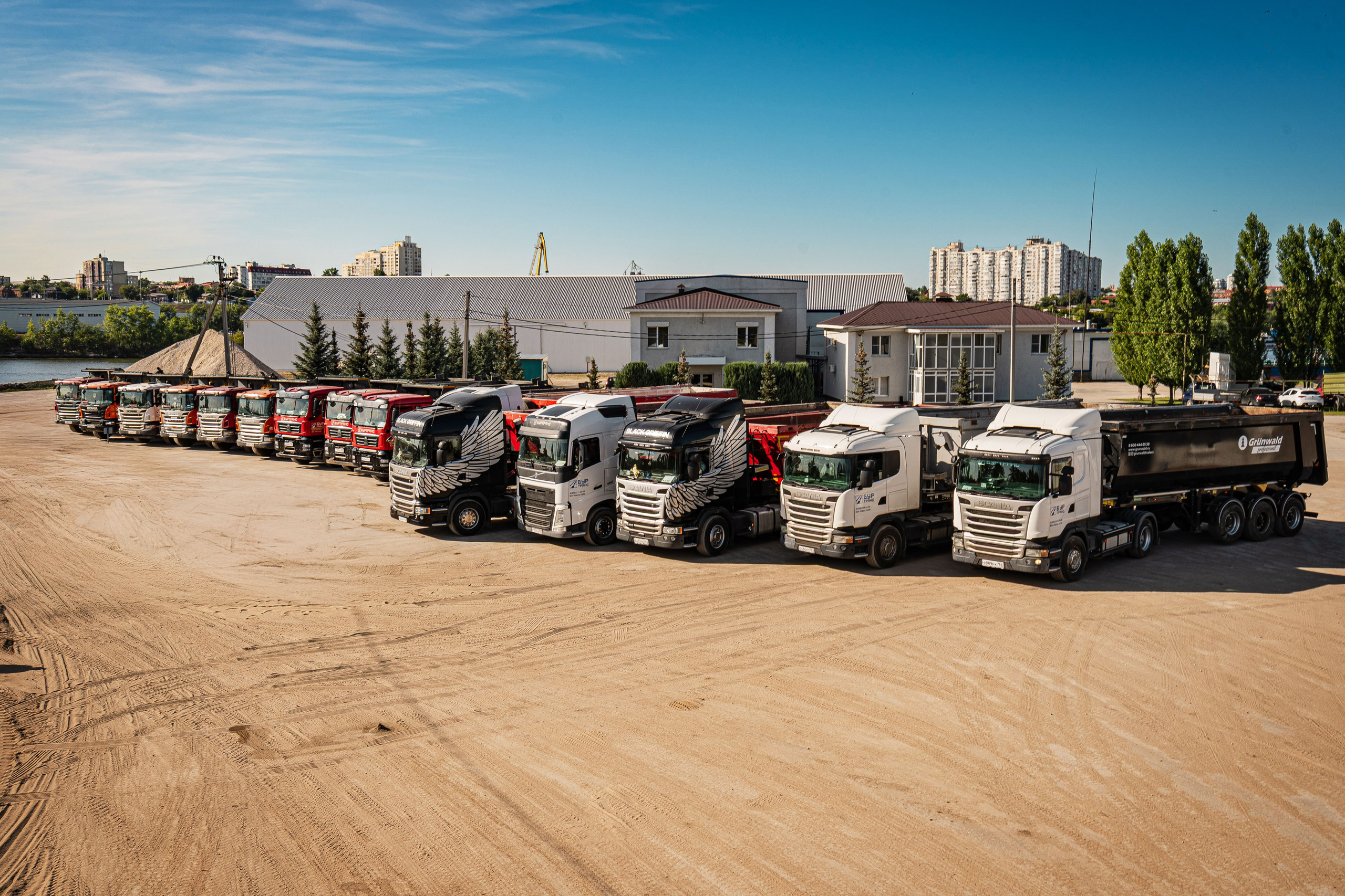 Автопарк «Буртранс»: самосвалы средней тоннажности для щебня
