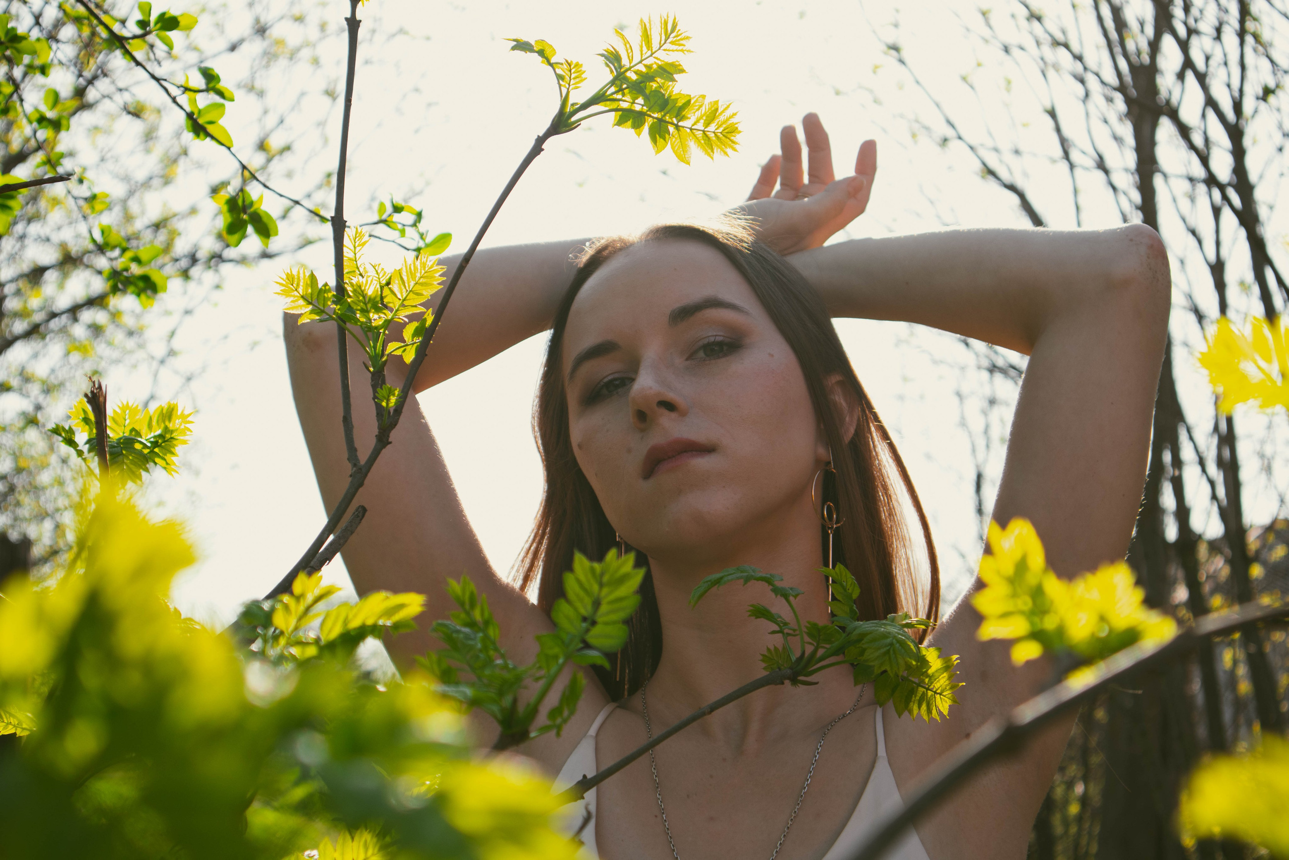 «Деревья шепчут, горы молчат». Уличный фотограф Города N