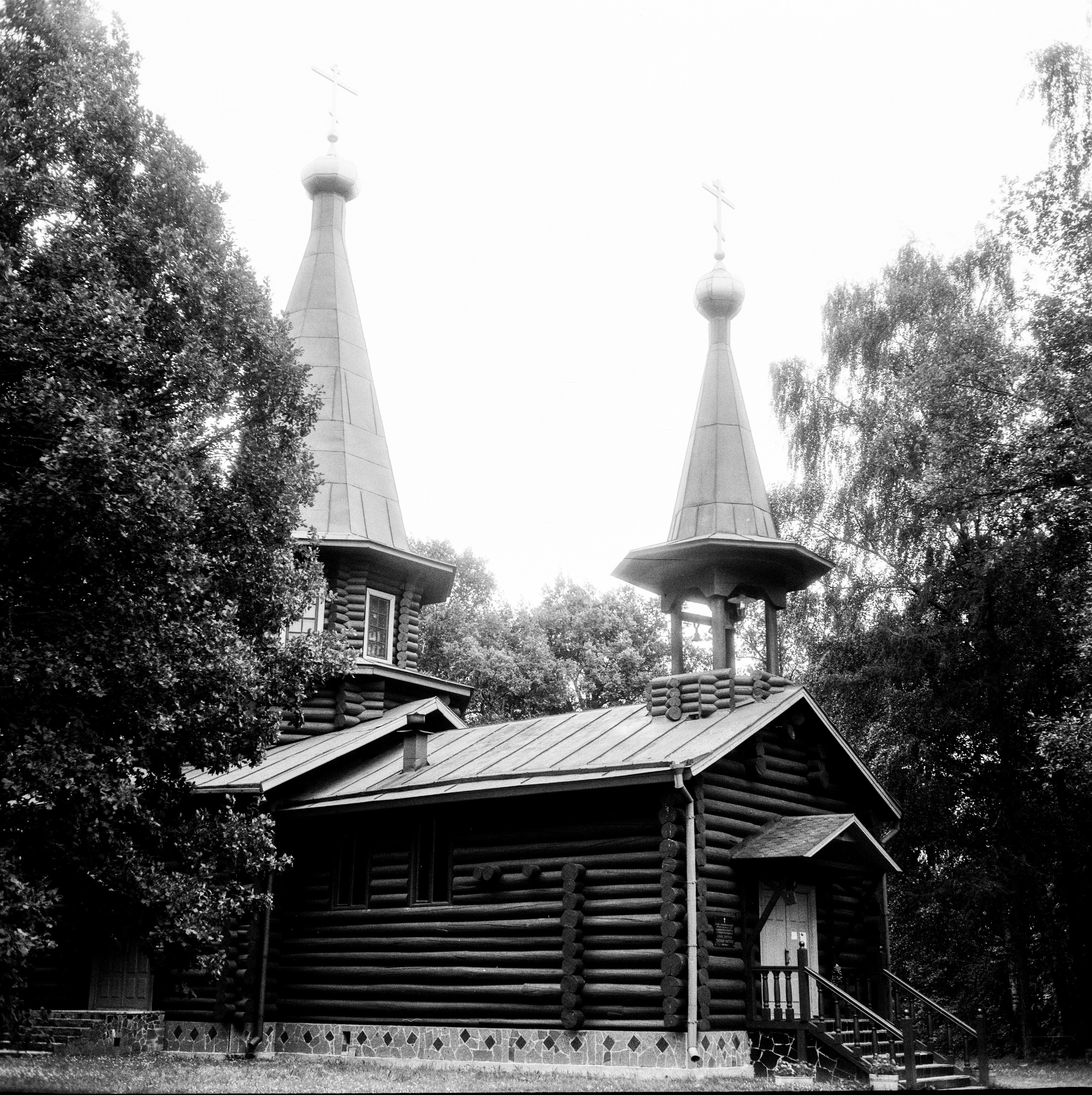 Маяк Вуохенсало, церковь в д. Плодовое / SFL Double-X Aerographic 400