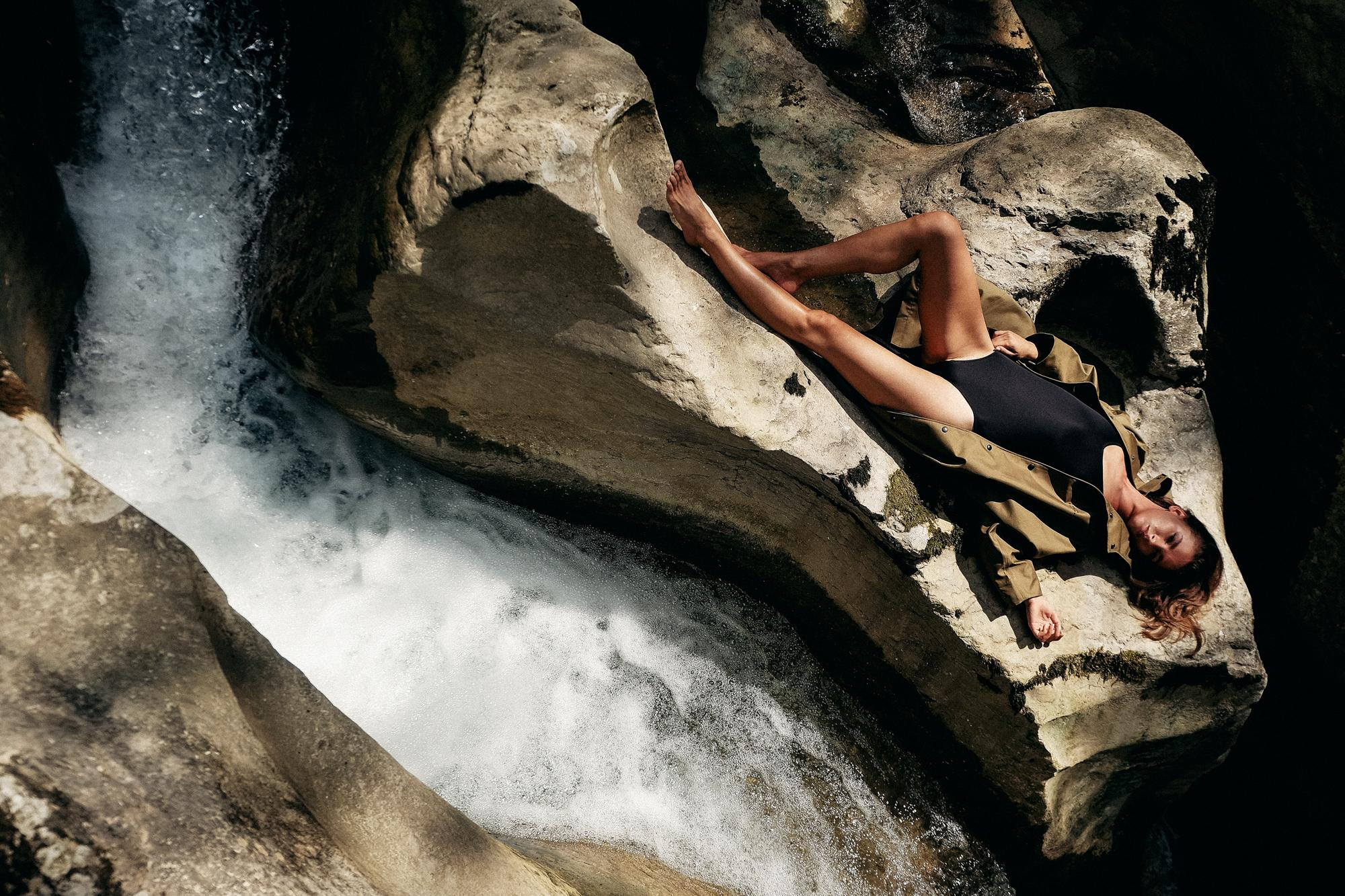SURFER RAINCOATS. Фотограф Артем Дербенев Москва