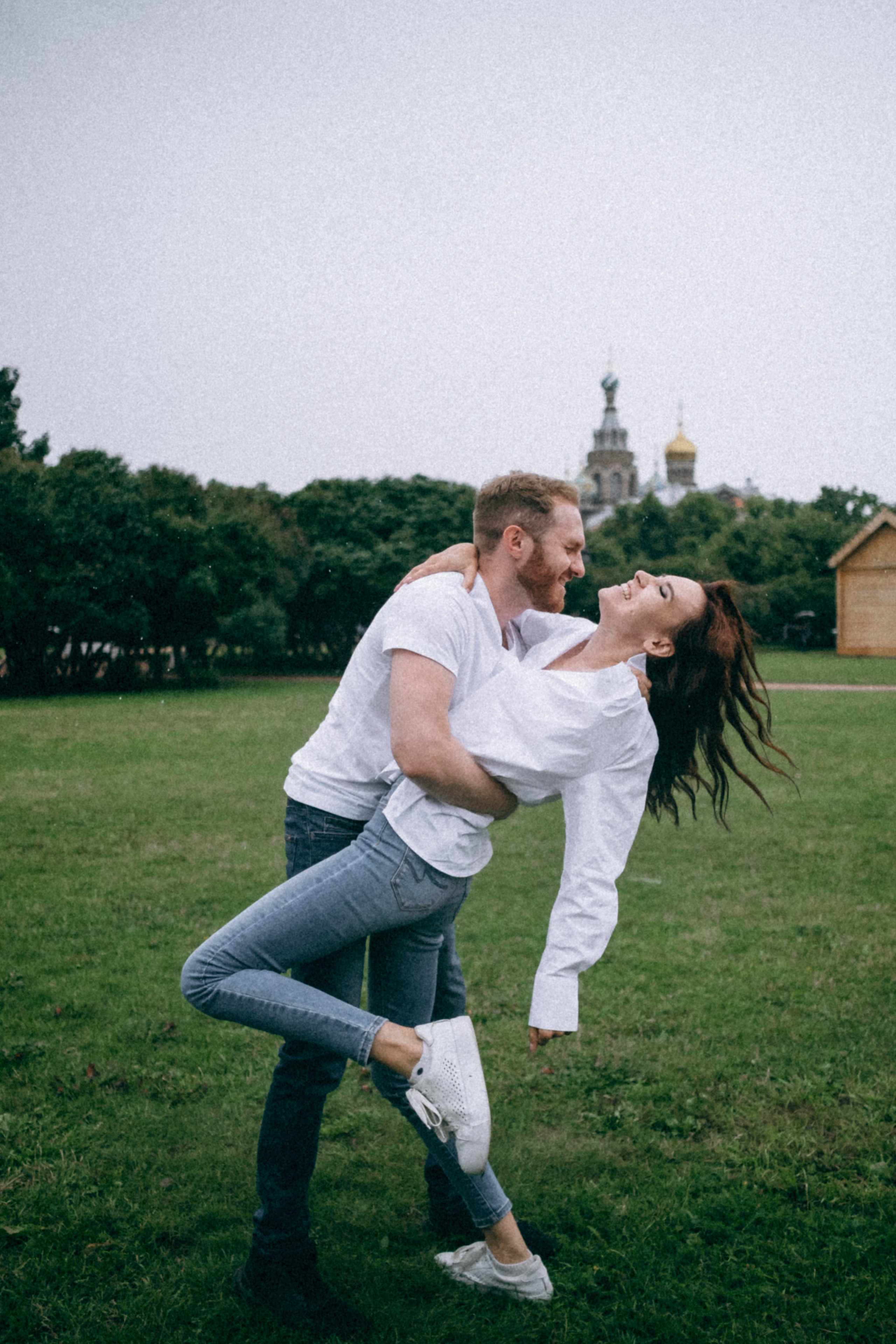 Саша и Кристина. Main