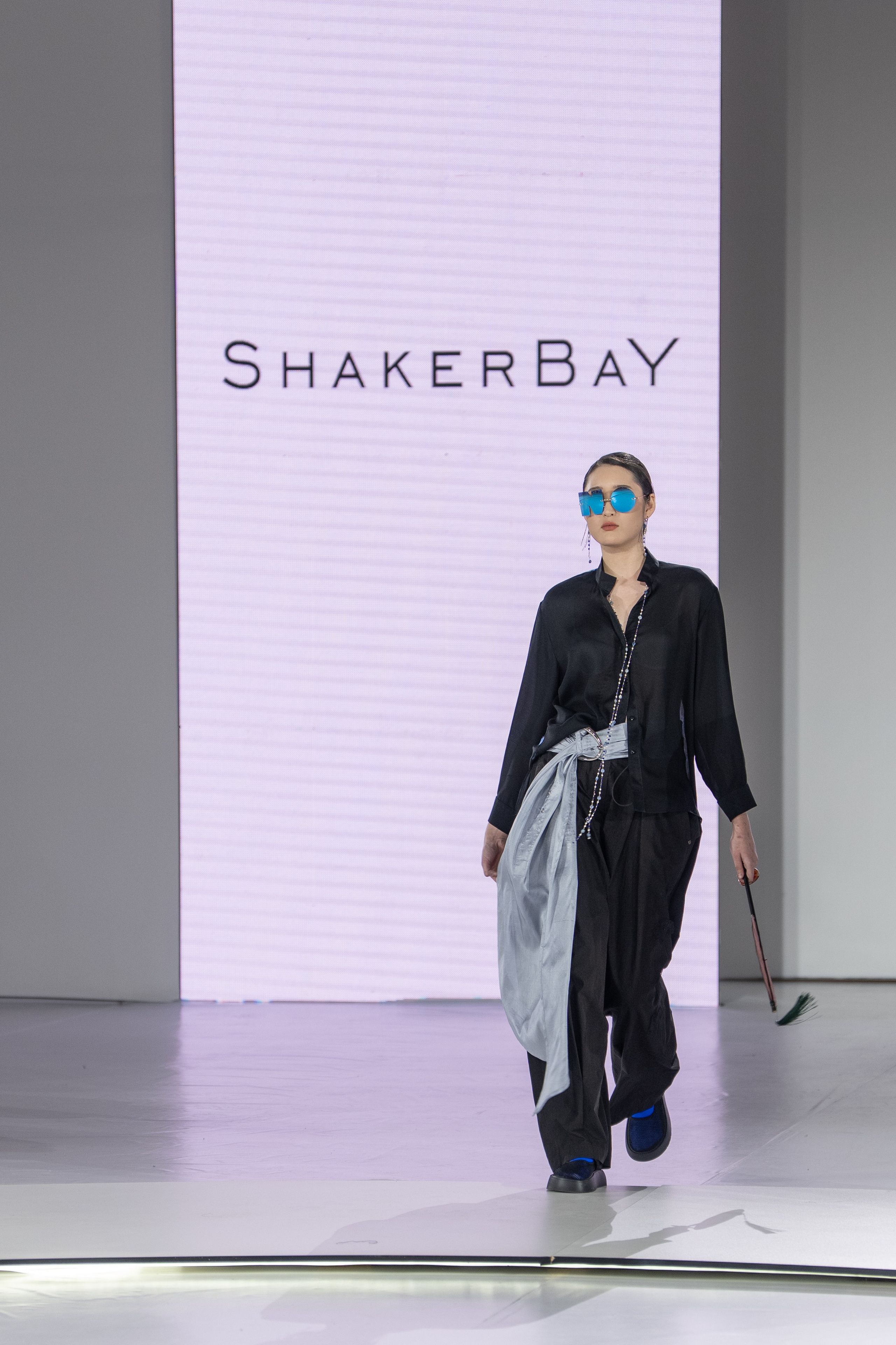 Дезайнер Shakerbay. Сайт Алматинского НЮ АРТ, будуар и фэшн фотографа Дениса Карпенко
