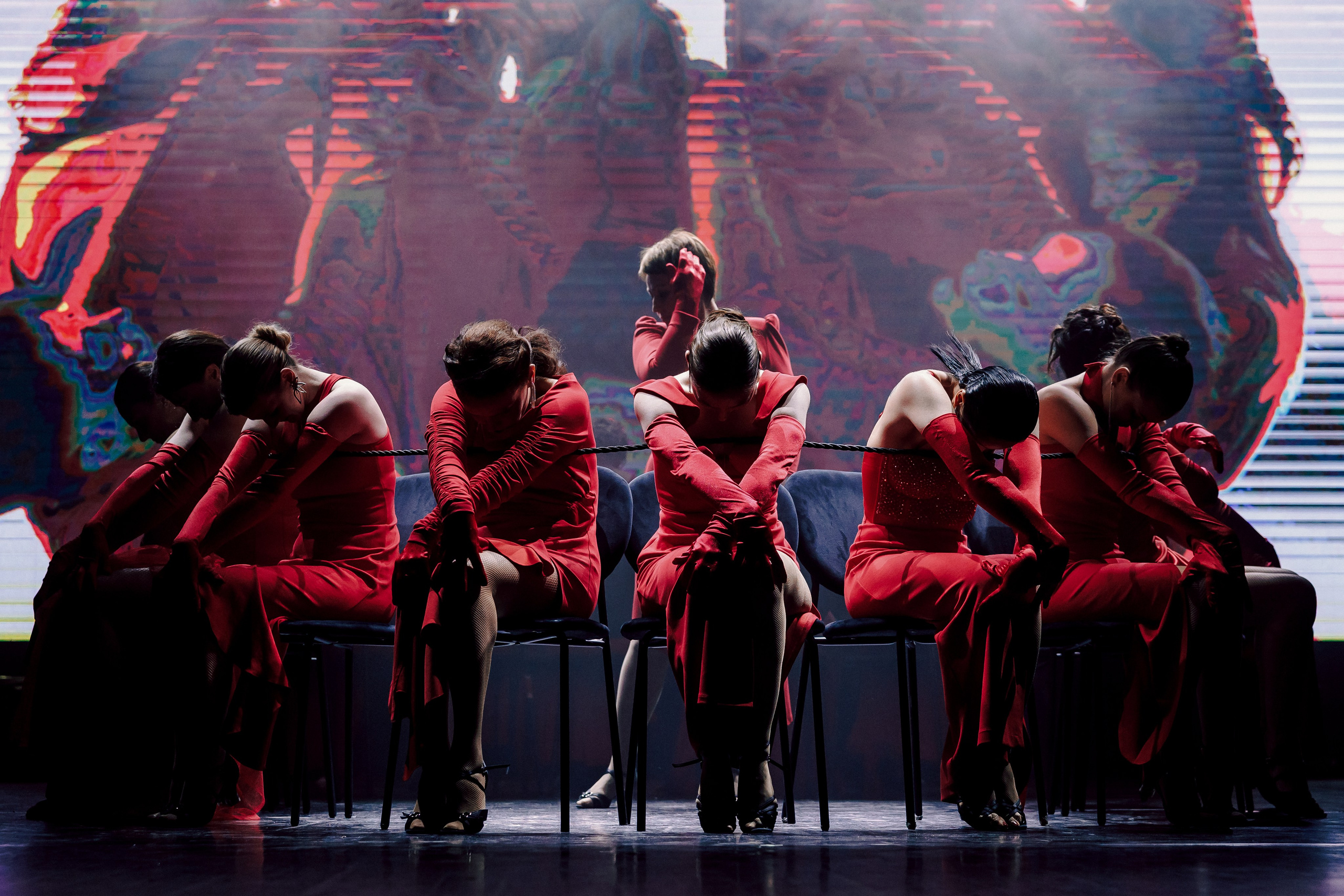 Отчётный концерт танцевальной школы «Red Rabbits» 2025. Лёшка Варзегов — фотограф