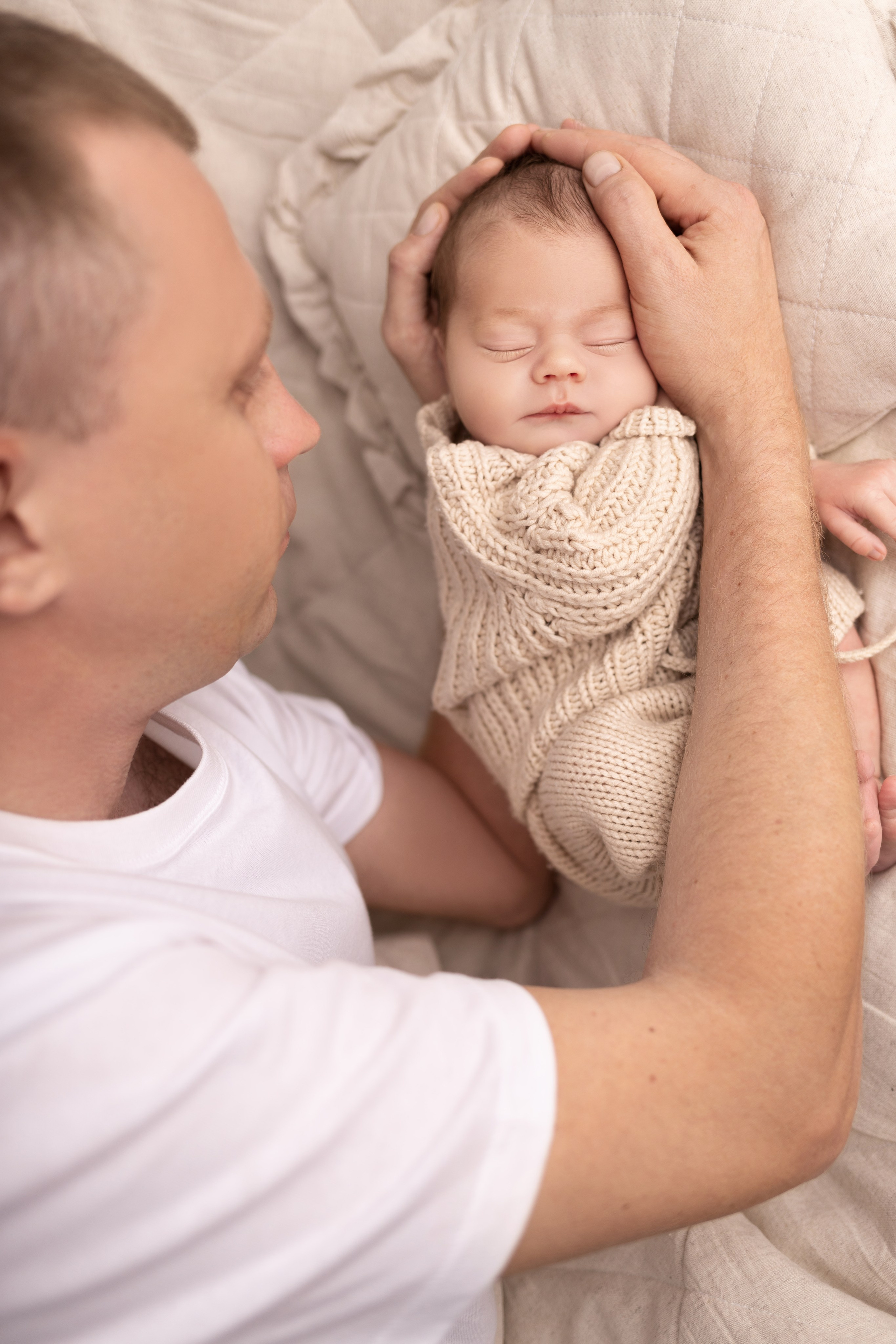 Newborn съемка в стиле Лайф. Фотограф новорожденных малышей в Омске и Омской области Эльвира Камаева