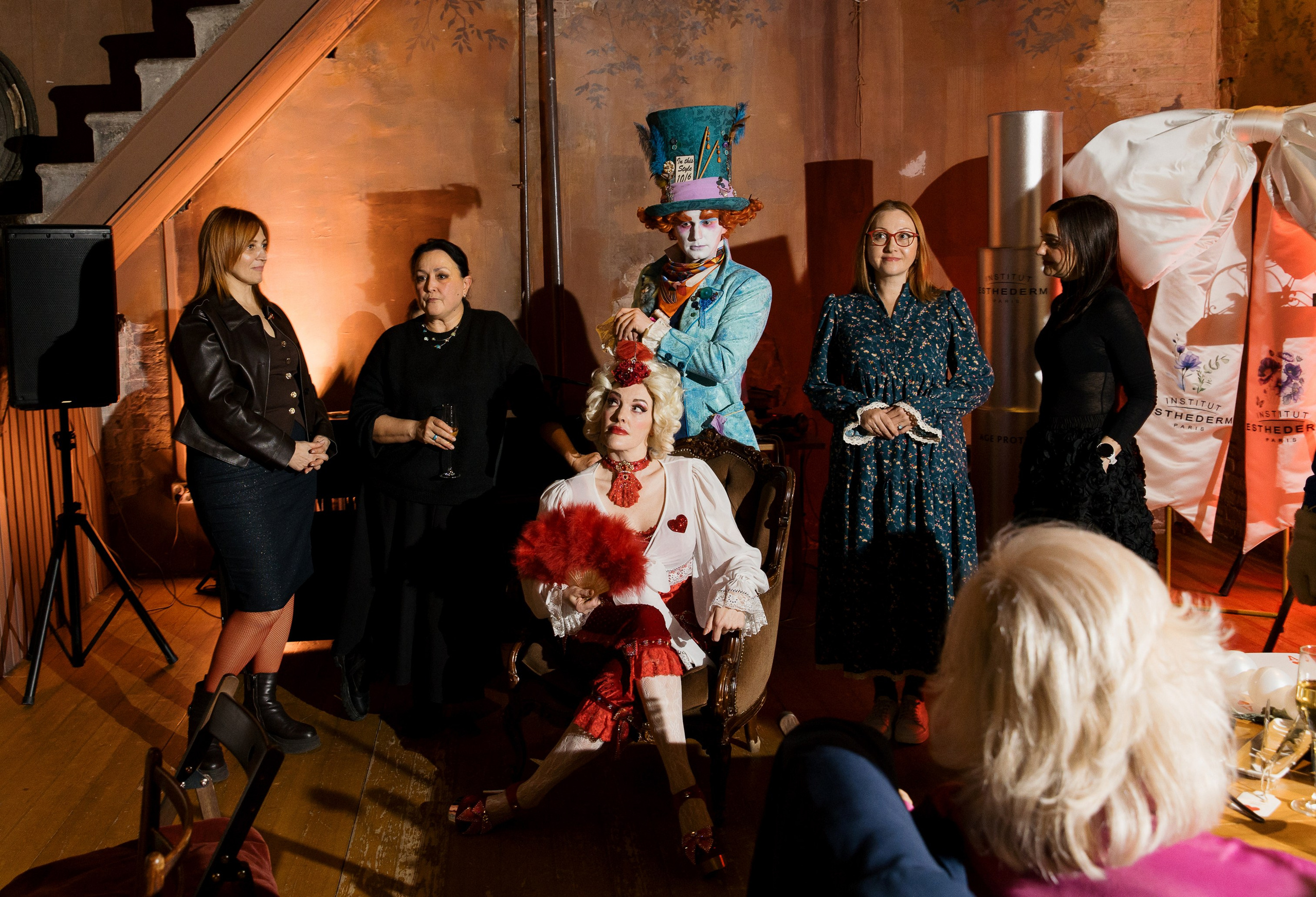 Алиса в стране чудес. Свадебный фотограф Москва Анна Шилова