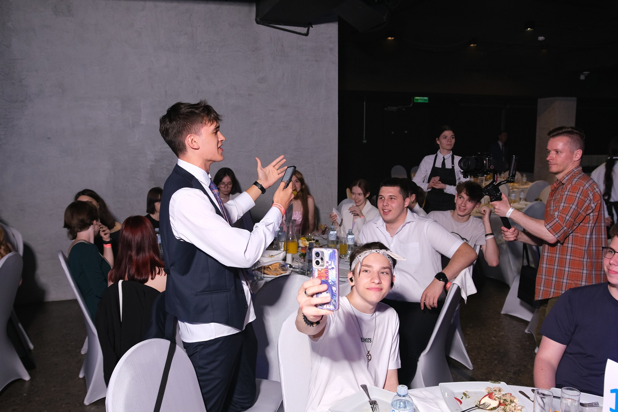 Выпускной альбом. Фото и видеосъемка