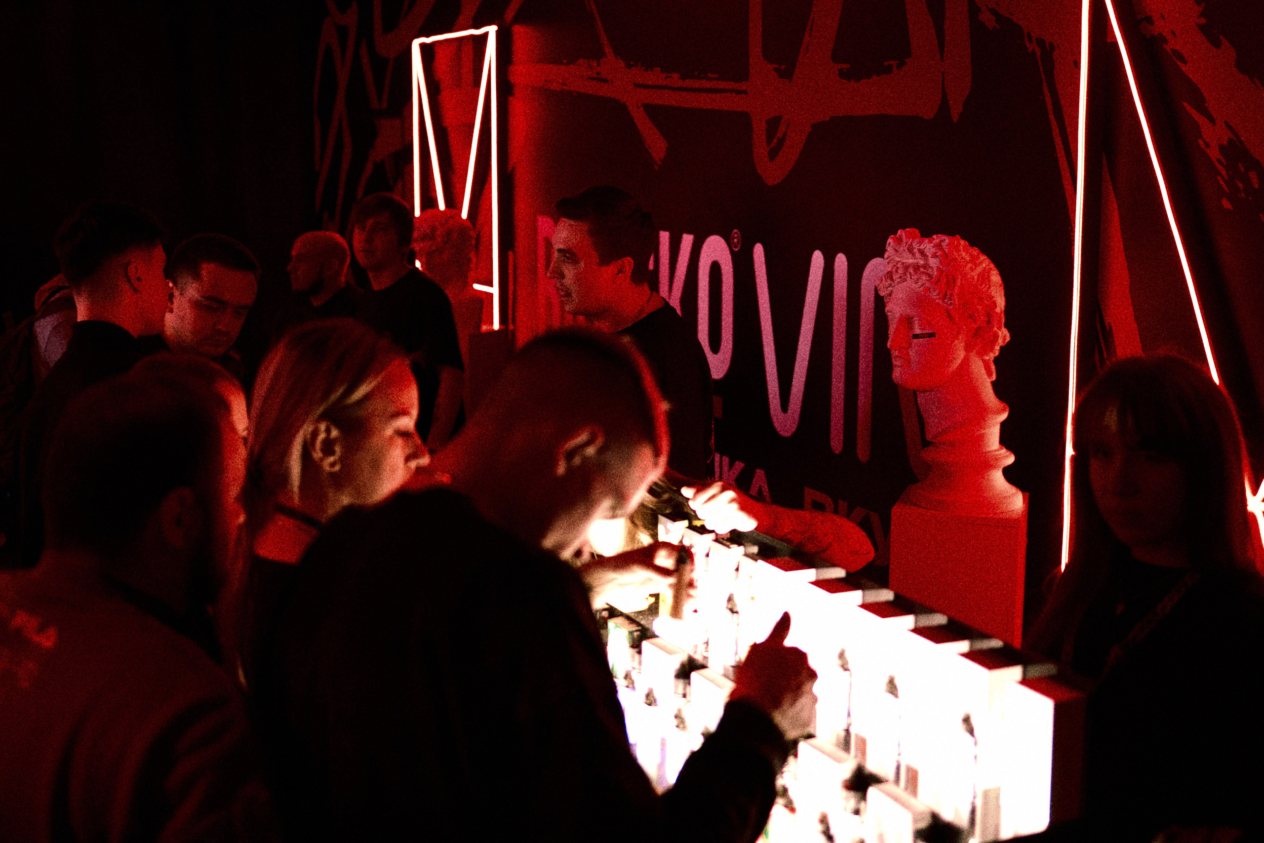 Vape club show. Свадебная фото и видеосъемка WEDZONA