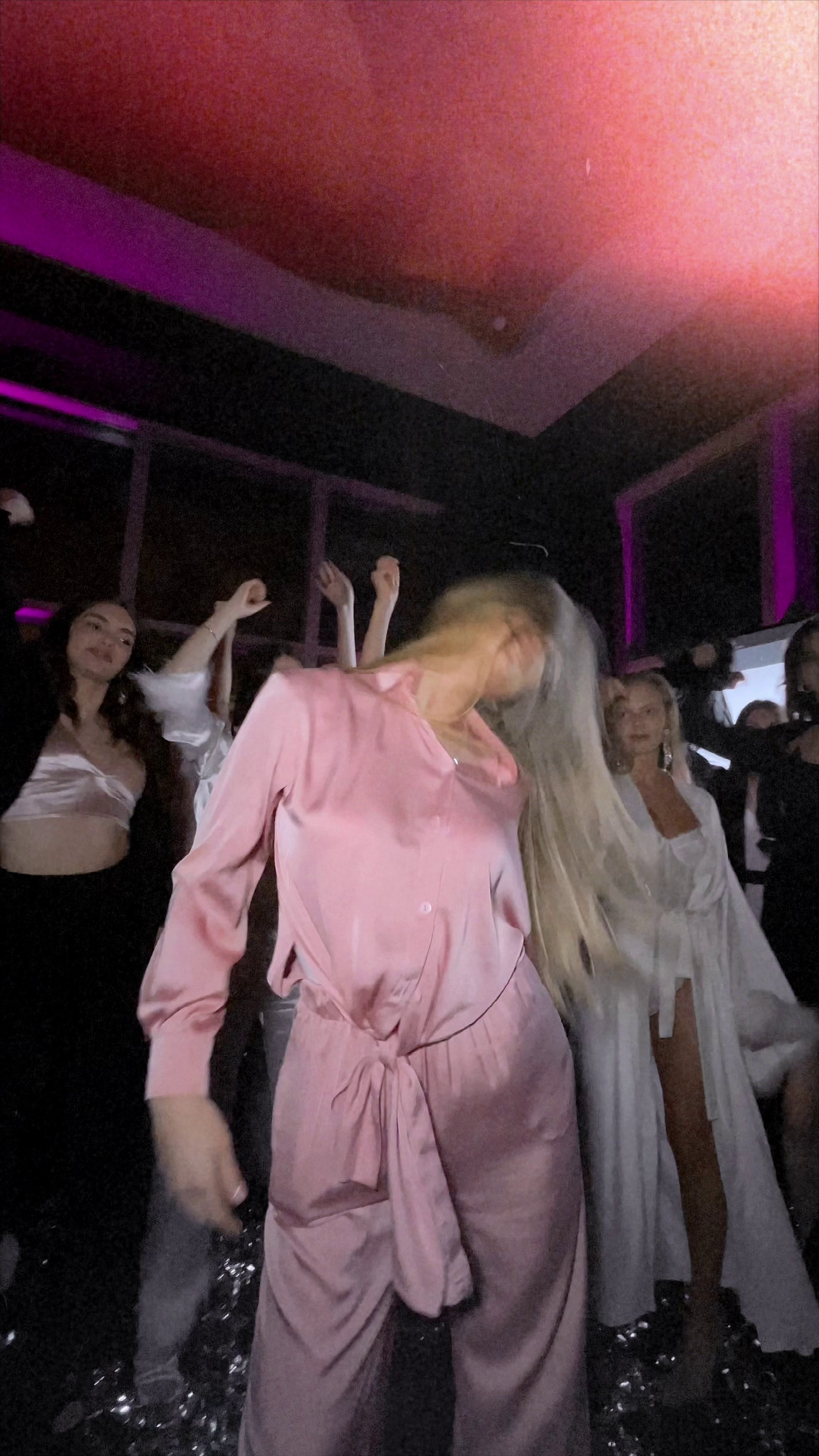 Съемка мероприятий. Фотограф/рилсмейкер в Москве и МО. Свадьбы, индивидуальные съемки, лавстори, беременность, мероприятия, бренды