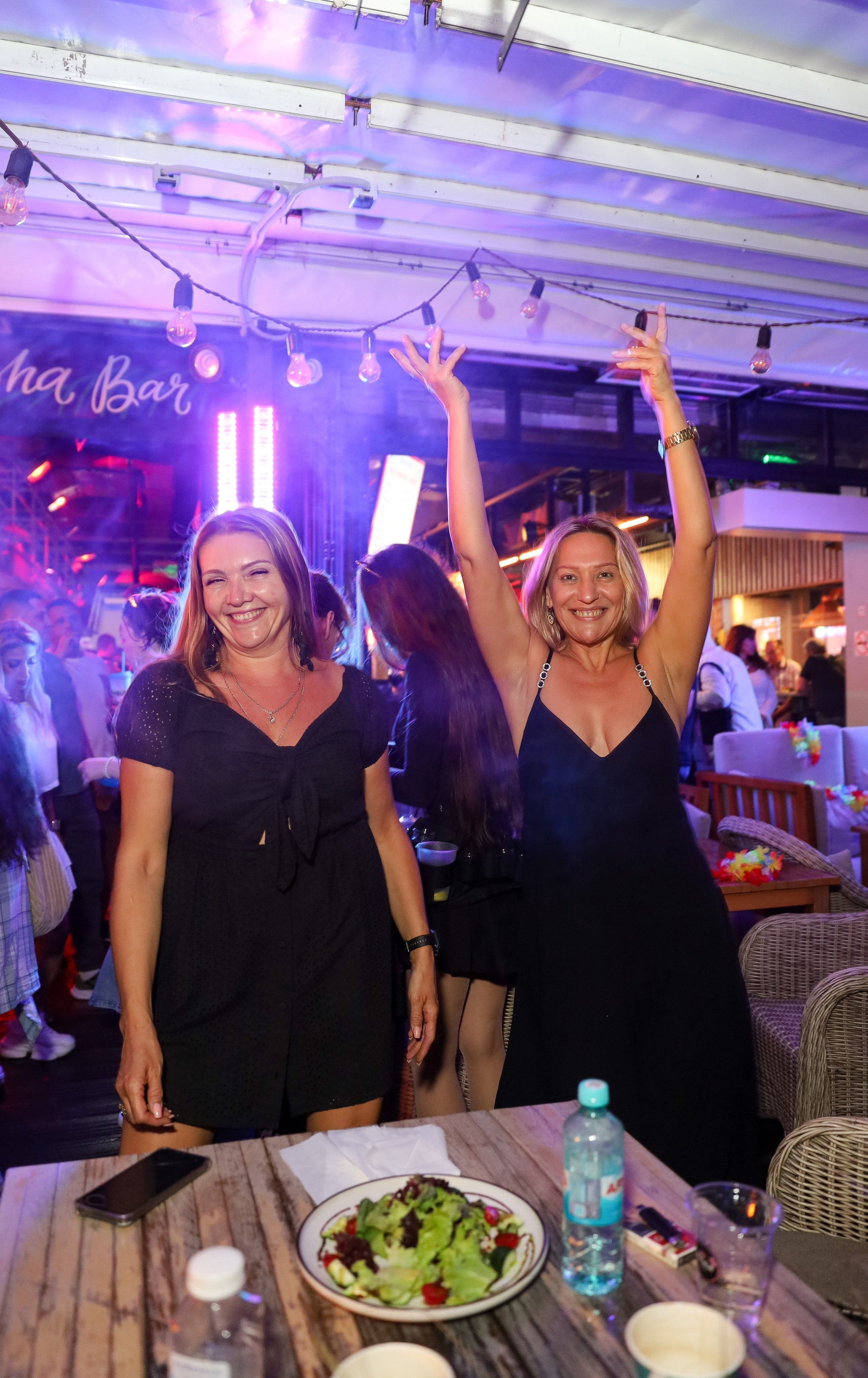 Вечеринки ALOHA BAR. Фотограф мероприятий Ирина Каширина