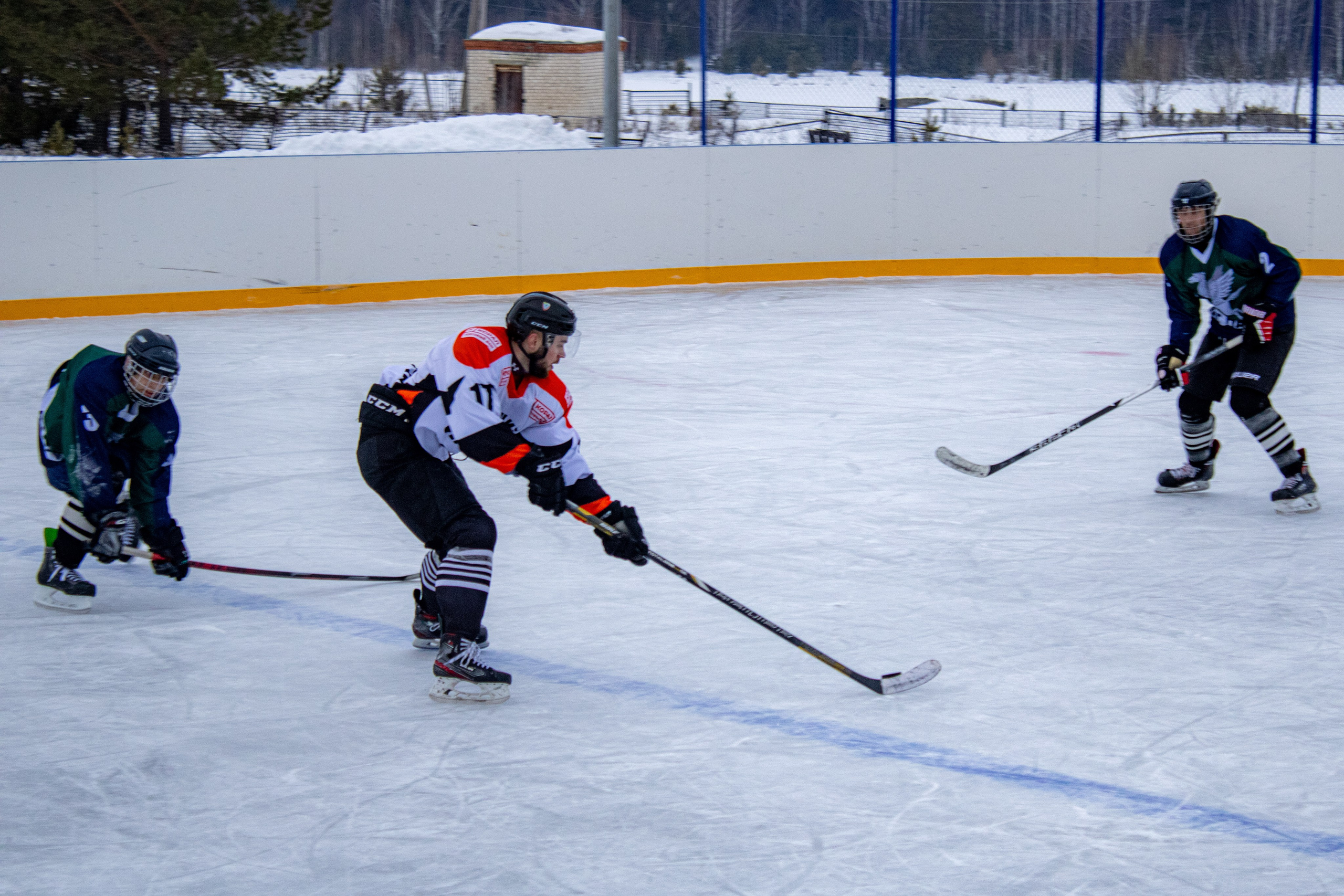 Хоккей г.п Атиг-г.Нижние Серги