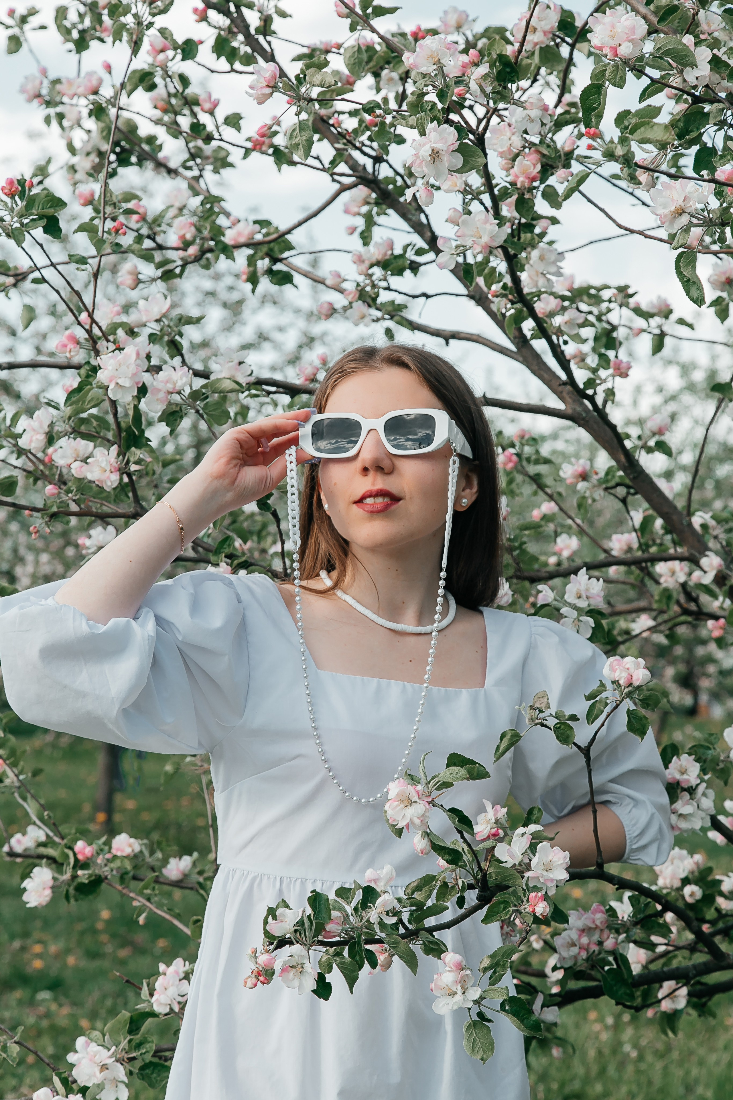 фотосессия в цветении Москва сакура, фотосессия в цветущих яблонях Москва, весенняя фотосессия в Москве, девушка в цветущем саду Москва, Катерина Сысуева, Екатерина Сысуева, rina_sphoto, фотограф в Москве