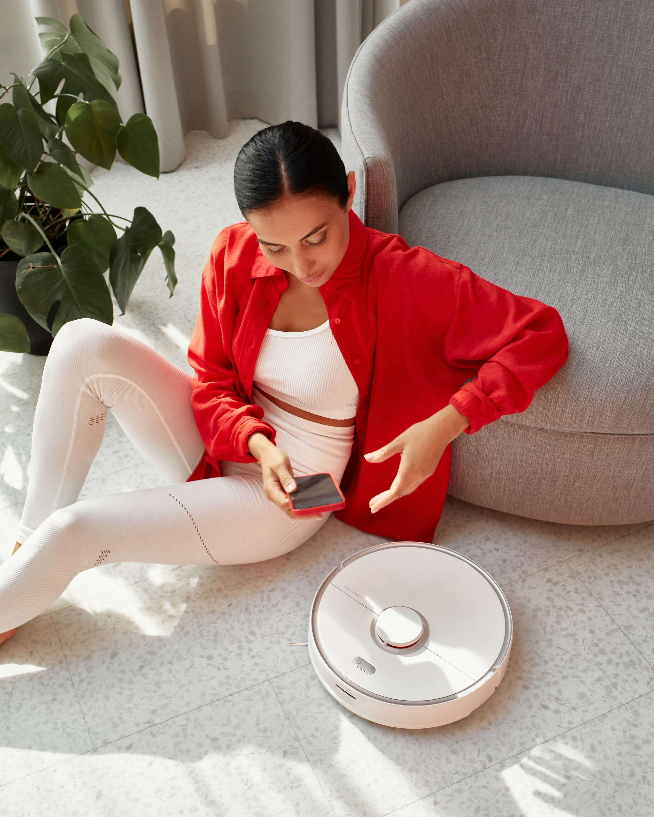 ROBOROCK. Фотограф Sasha Saunder