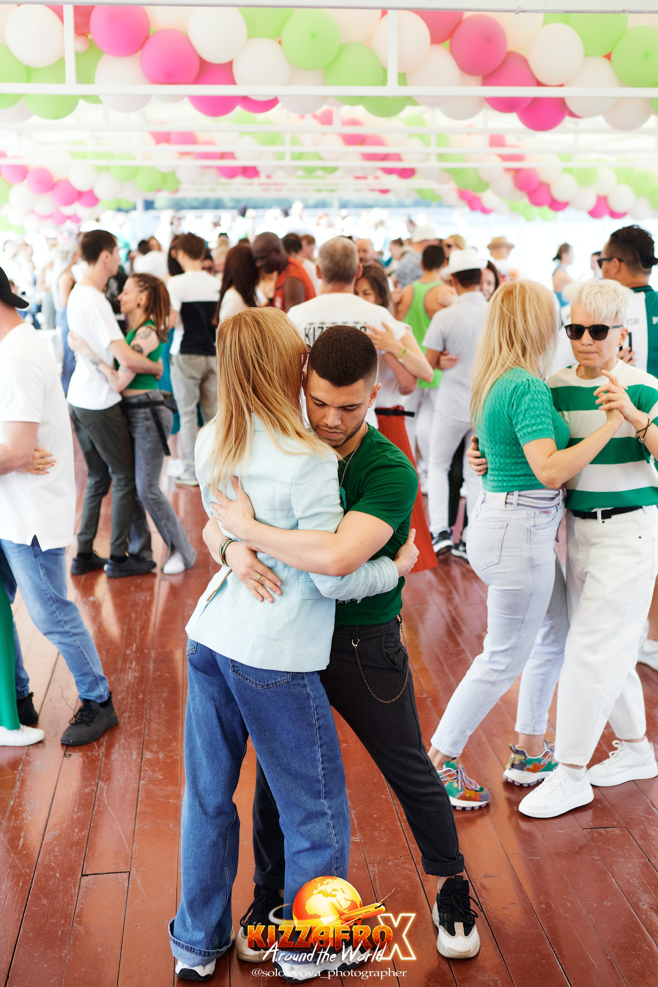Boat party. Свадебный фотограф