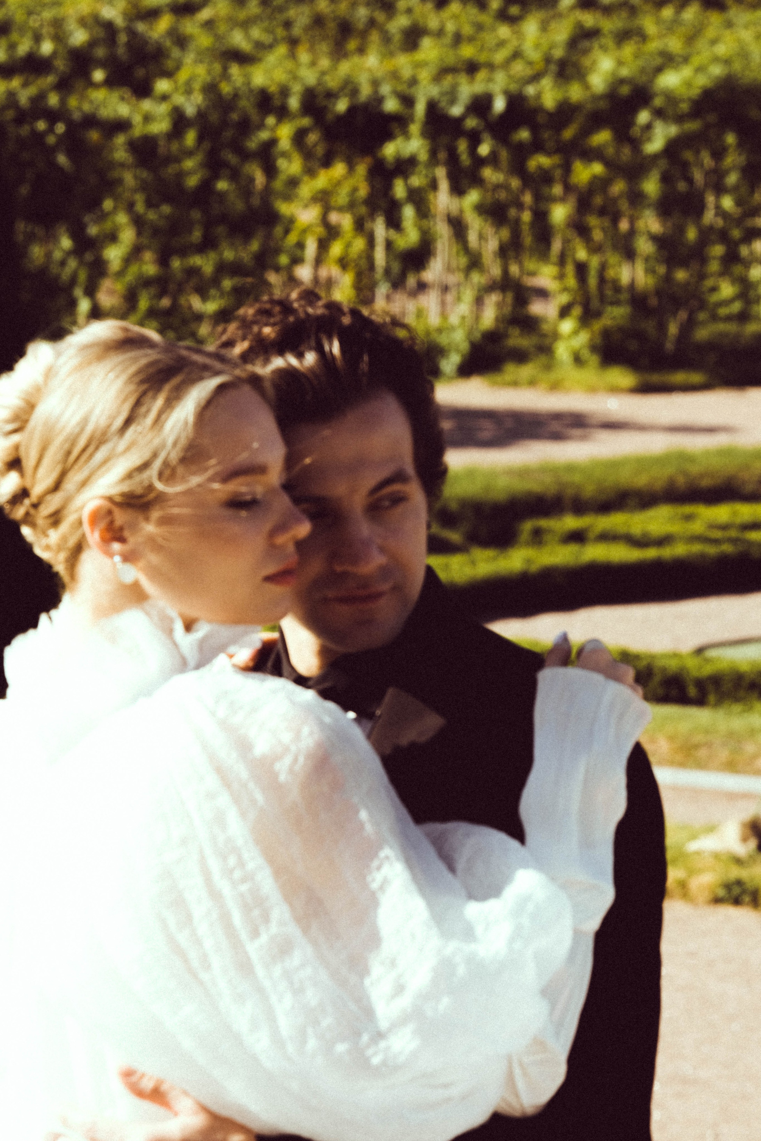 СВАДЕБНАЯ СЬЕМКА В ПАРКЕ ОРАНИЕНБАУМ. Профессиональный фотограф, Санкт-Петербург — Виктория Богомолова