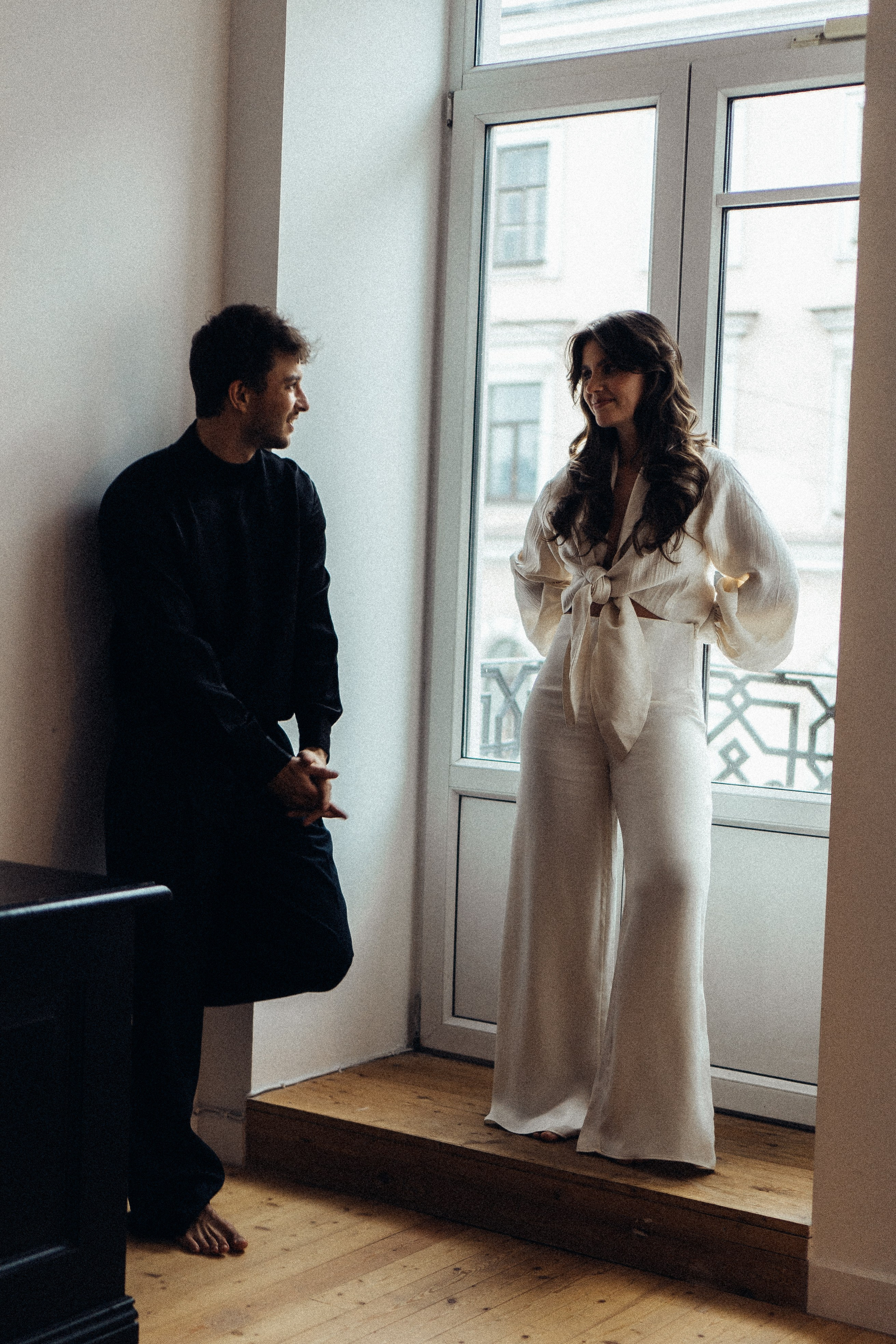 УТРО ЖЕНИХА И НЕВЕСТЫ В ПИТЕРСКОЙ КВАРТИРЕ И СЬЕМКА С СВАДЕБНЫХ ОБРАЗАХ. Профессиональный фотограф, Санкт-Петербург — Виктория Богомолова