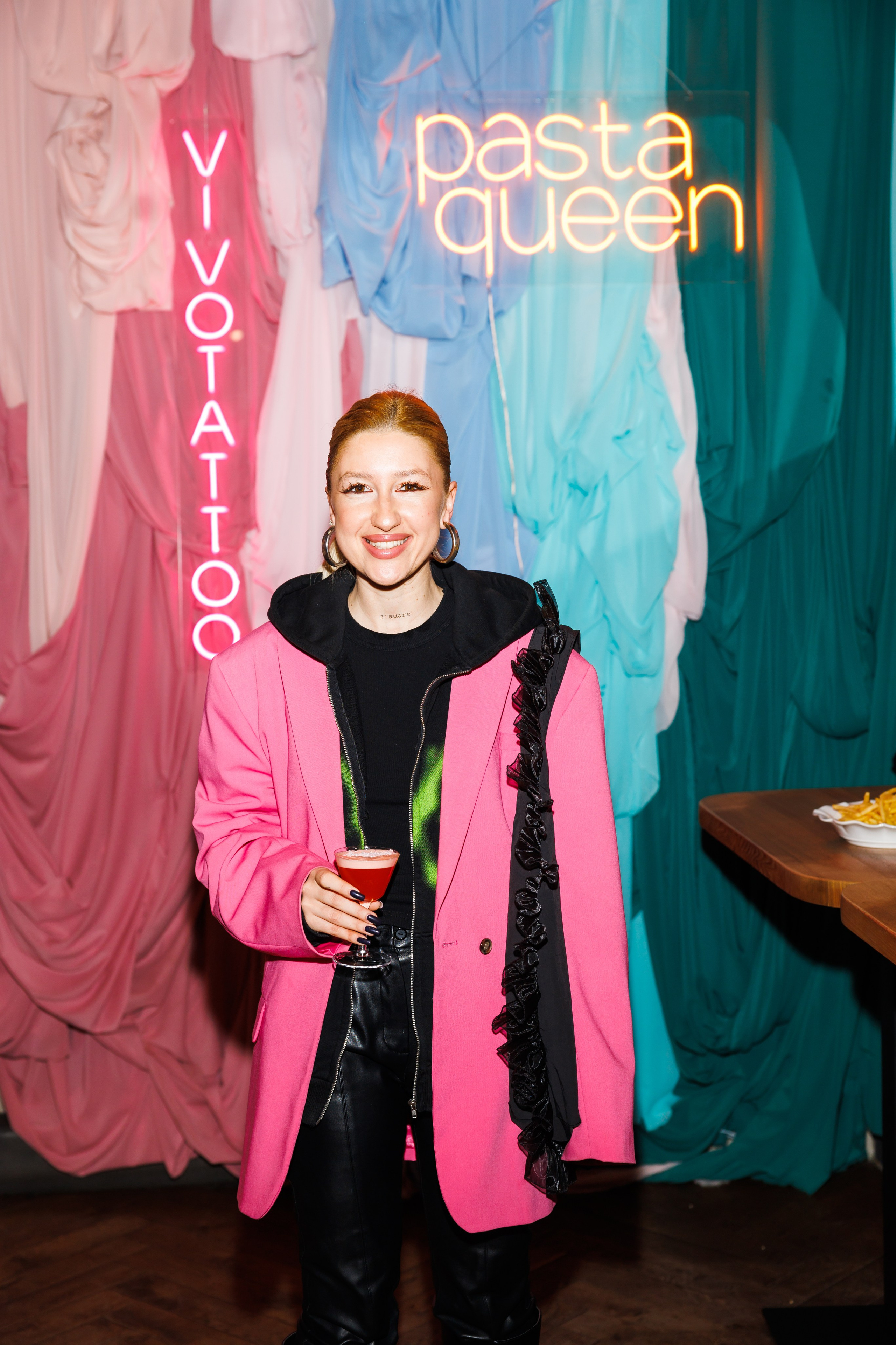 VIVA TATOO x PASTA QUEEN. Фотограф Москва. Репортажная съемка, портрет, бизнес-портрет