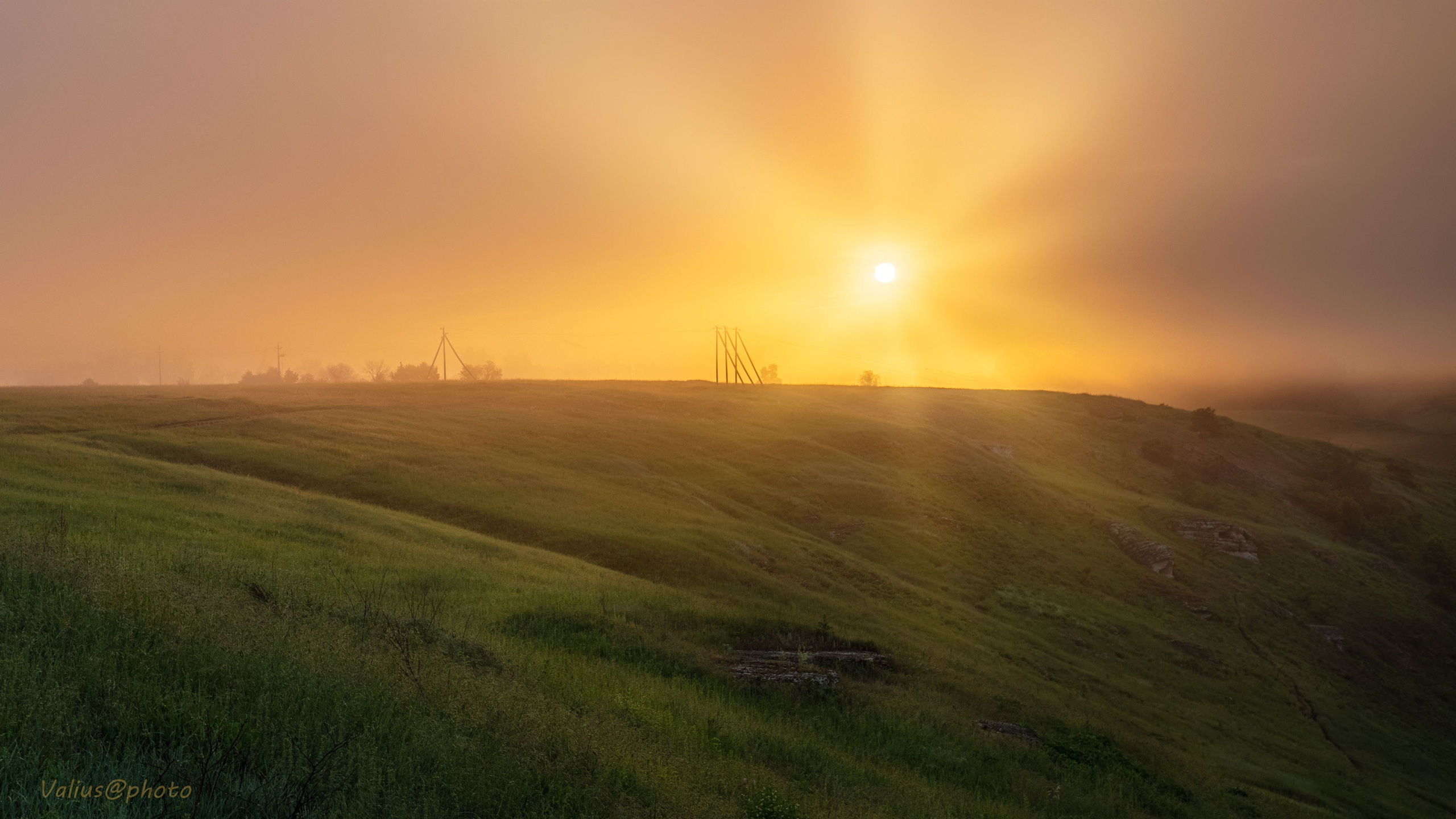 рассвет, туман. солнце, варгольские скалы