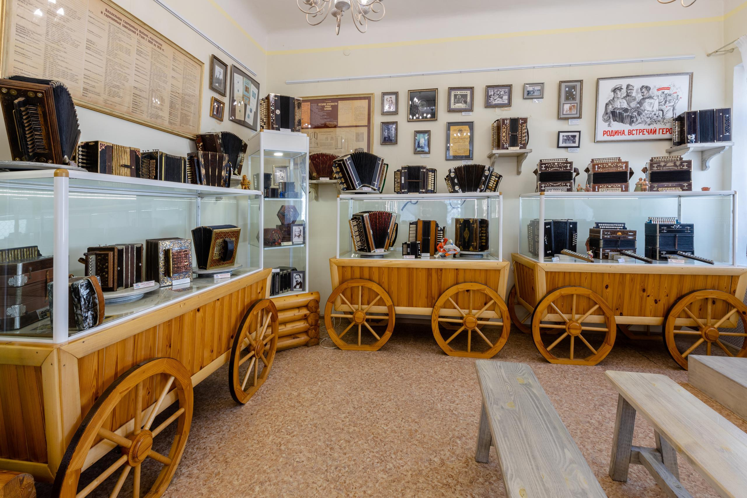 Интереьерная, потртетная, предметные съемки. Музей «Гармони Деда Филимона». Фотограф в Туле Крупский АнДРей. Фотостудия «КАДР71» в Туле