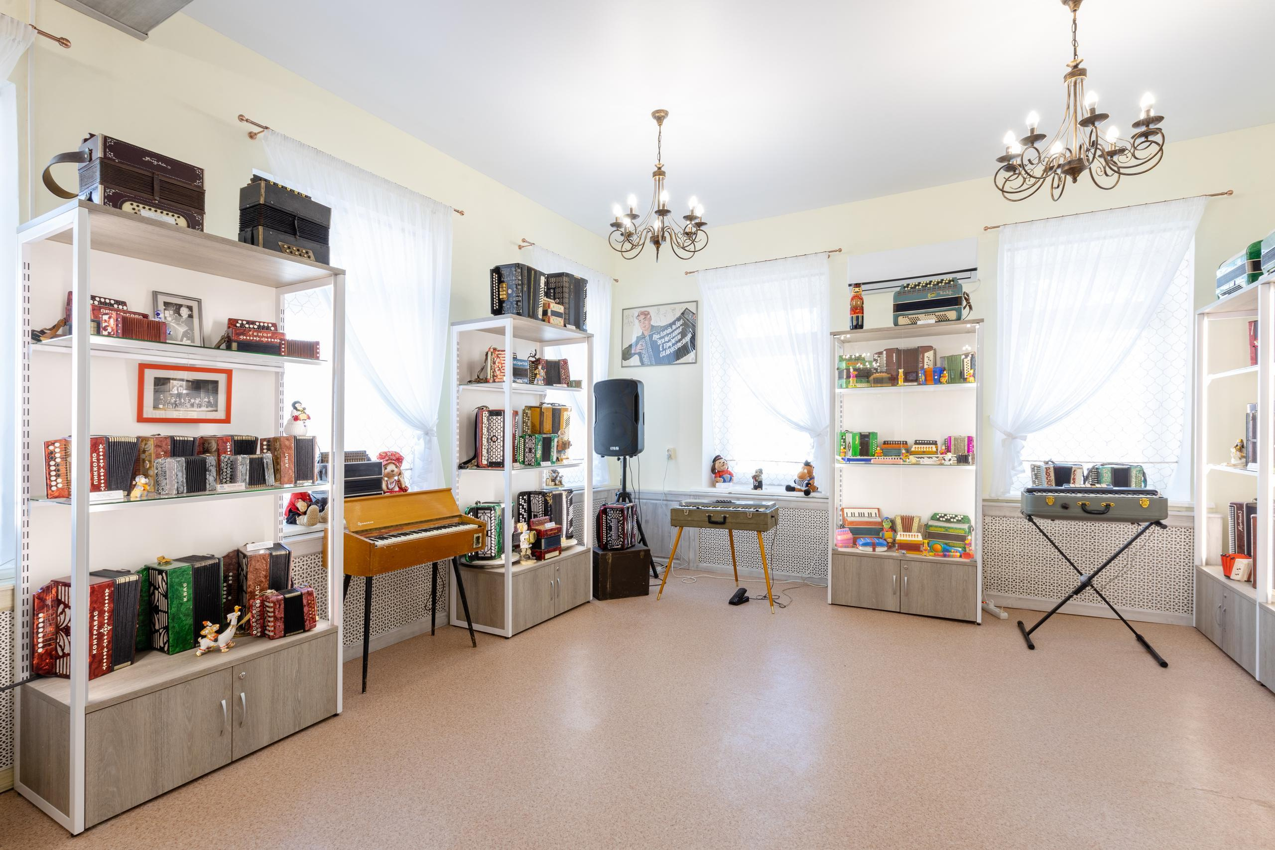 Интереьерная, потртетная, предметные съемки. Музей «Гармони Деда Филимона». Фотограф в Туле Крупский АнДРей. Фотостудия «КАДР71» в Туле