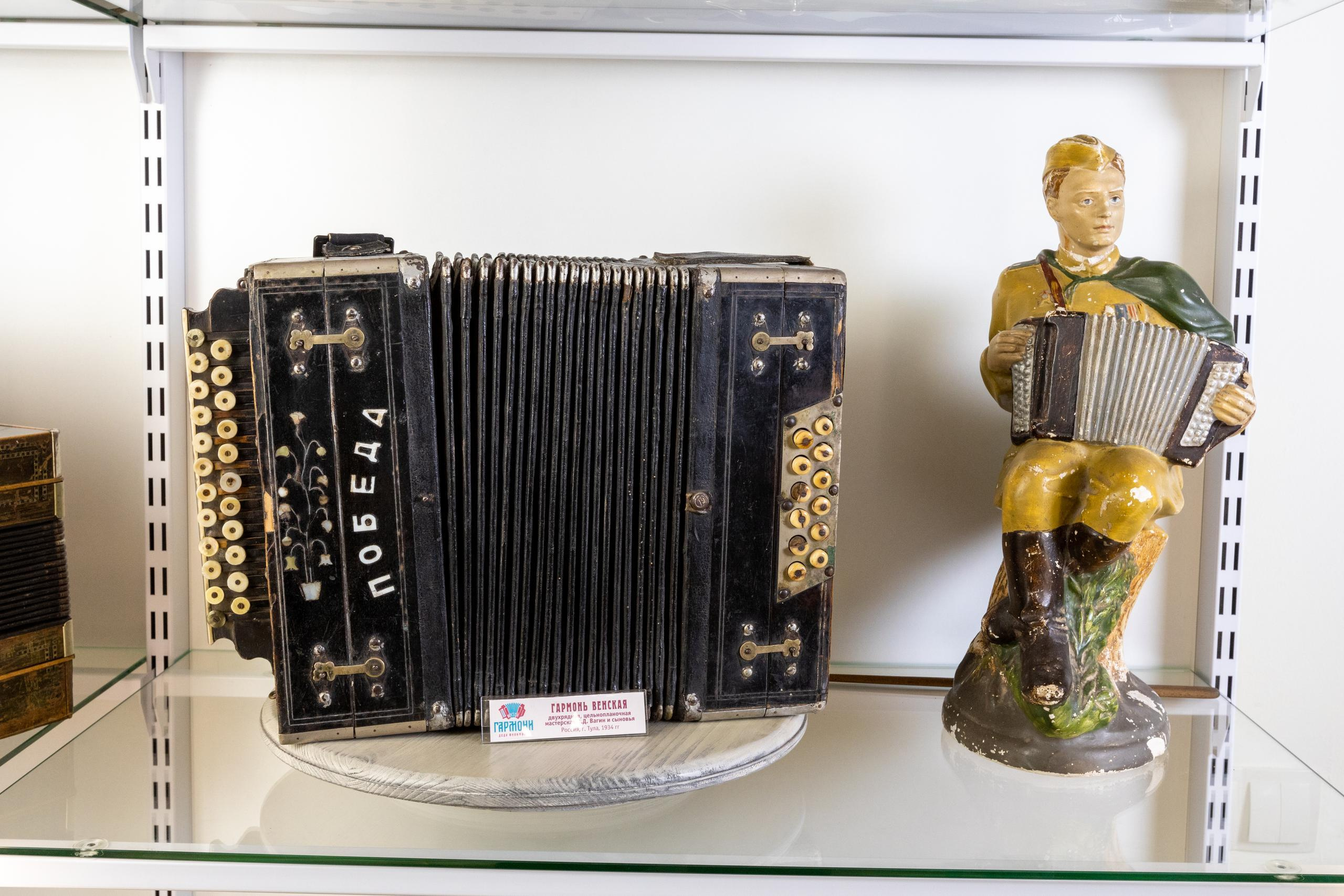 Интереьерная, потртетная, предметные съемки. Музей «Гармони Деда Филимона». Фотограф в Туле Крупский АнДРей. Фотостудия «КАДР71» в Туле