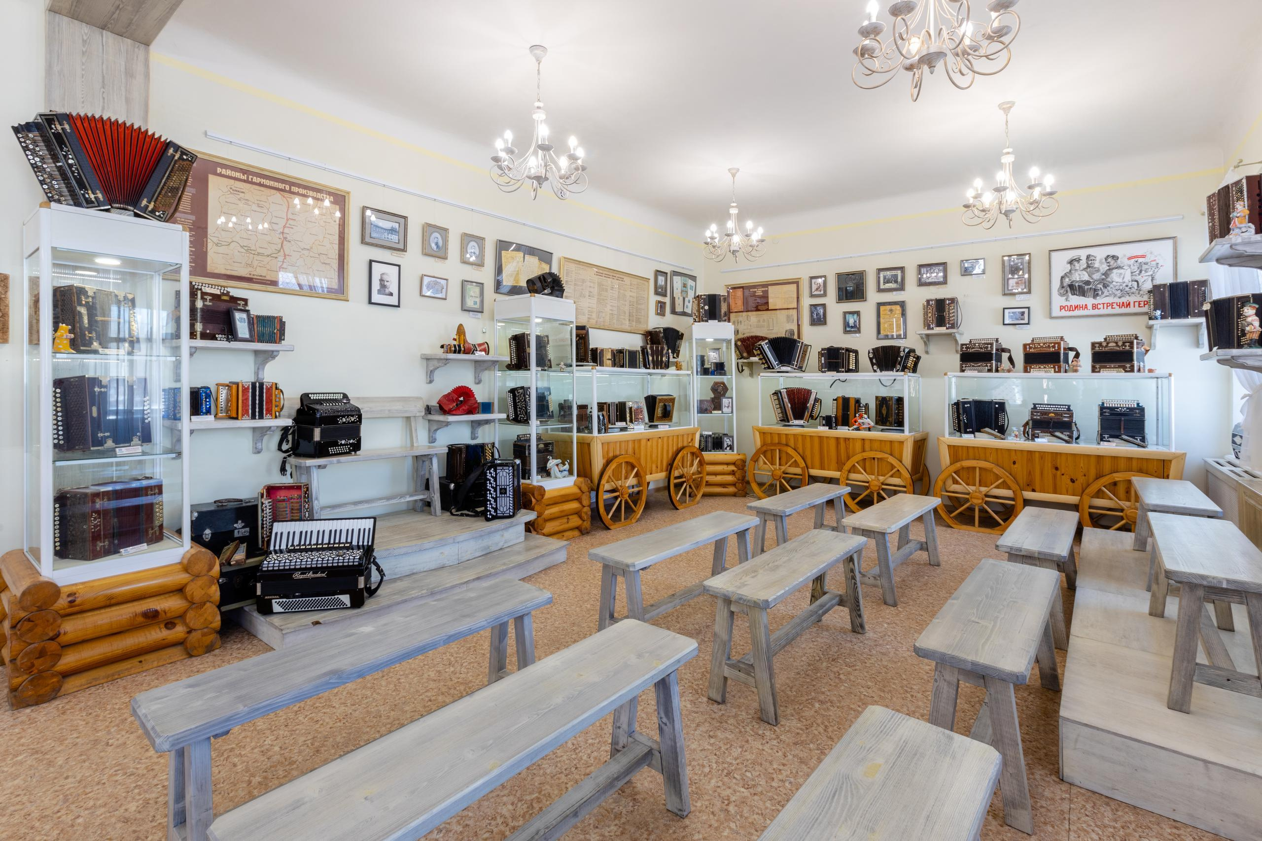 Интереьерная, потртетная, предметные съемки. Музей «Гармони Деда Филимона». Фотограф в Туле Крупский АнДРей. Фотостудия «КАДР71» в Туле