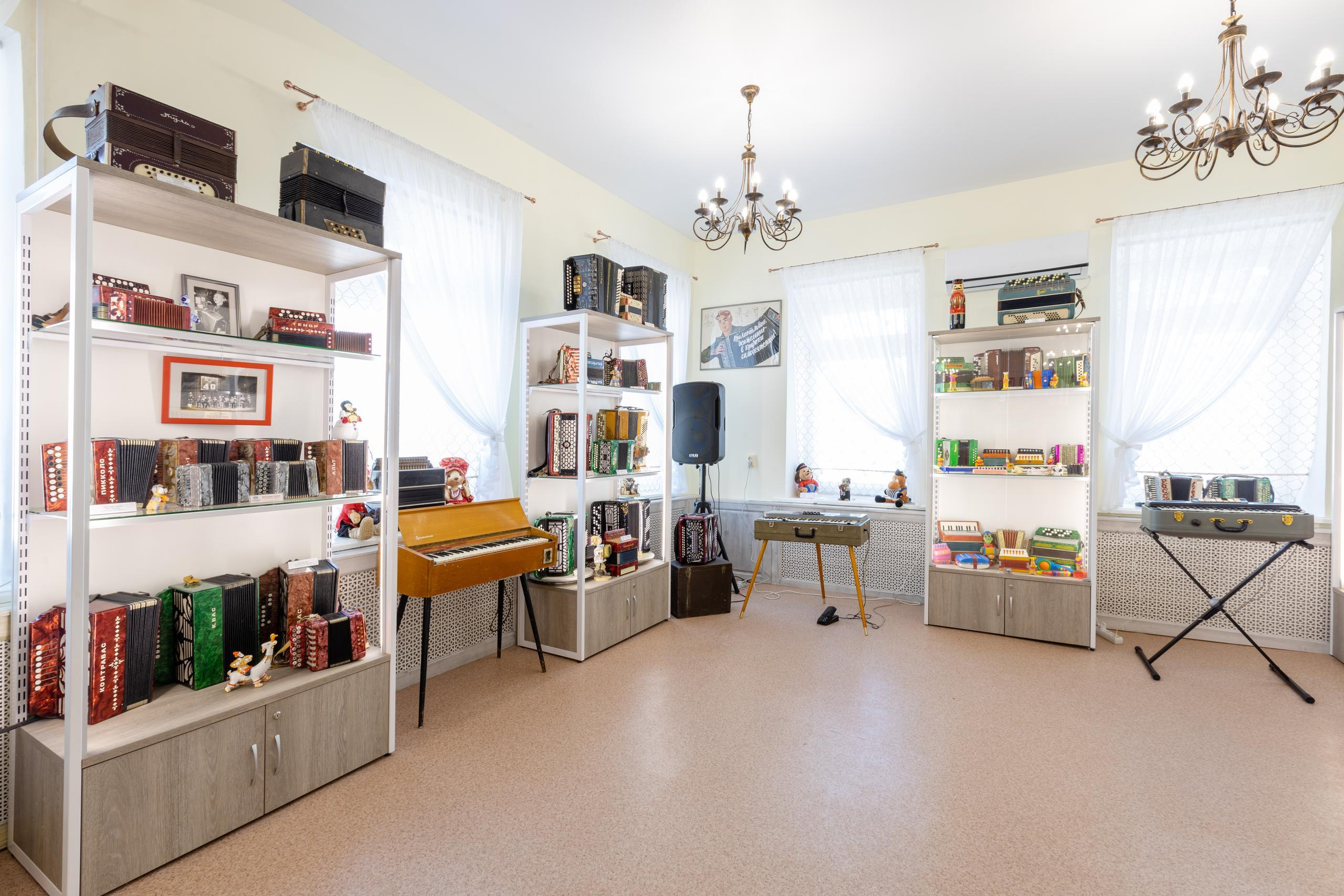 Интереьерная, потртетная, предметные съемки. Музей «Гармони Деда Филимона». Фотограф в Туле Крупский АнДРей. Фотостудия «КАДР71» в Туле