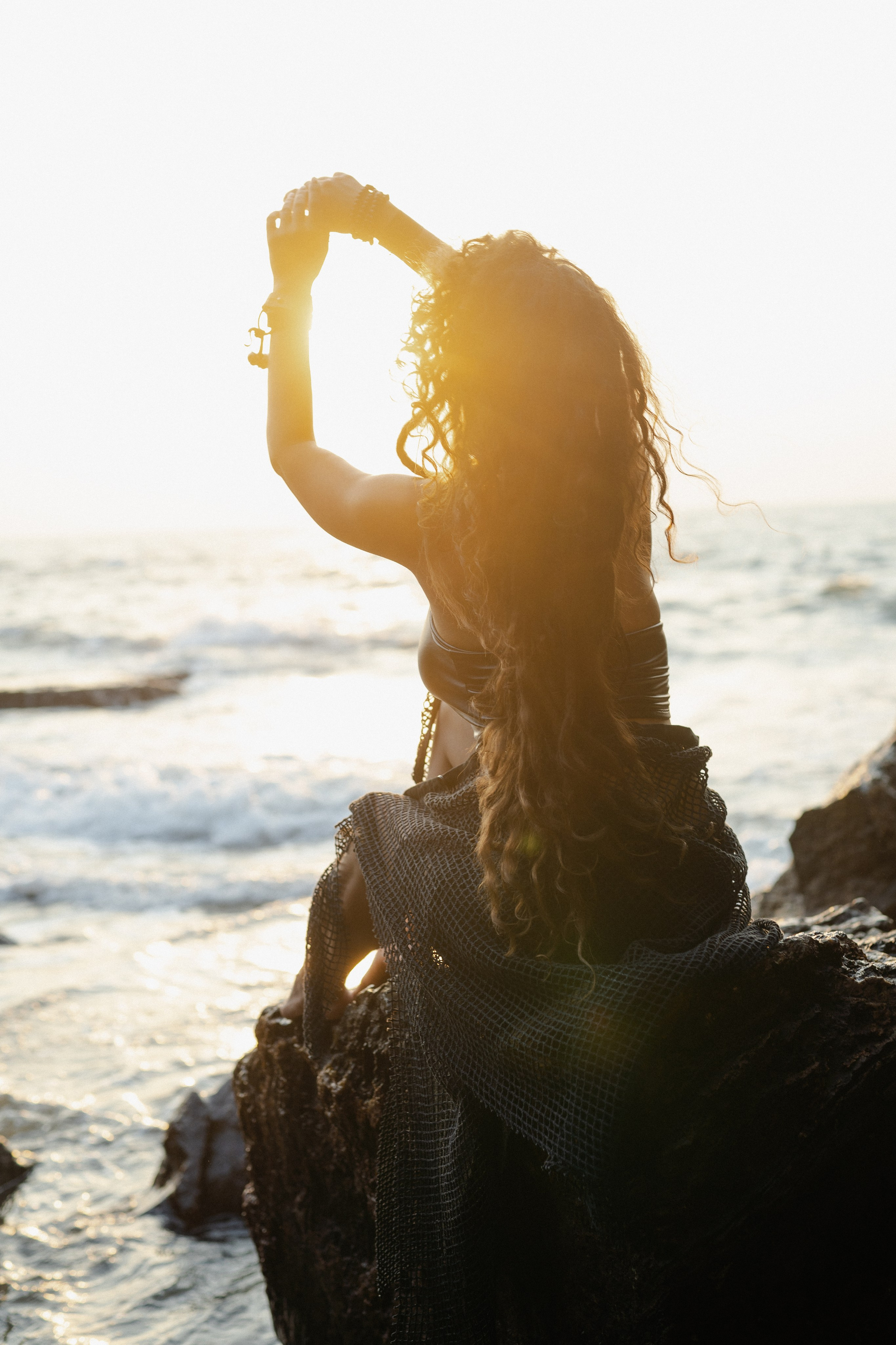 Ксения и море. Фотограф Аля Овчарова