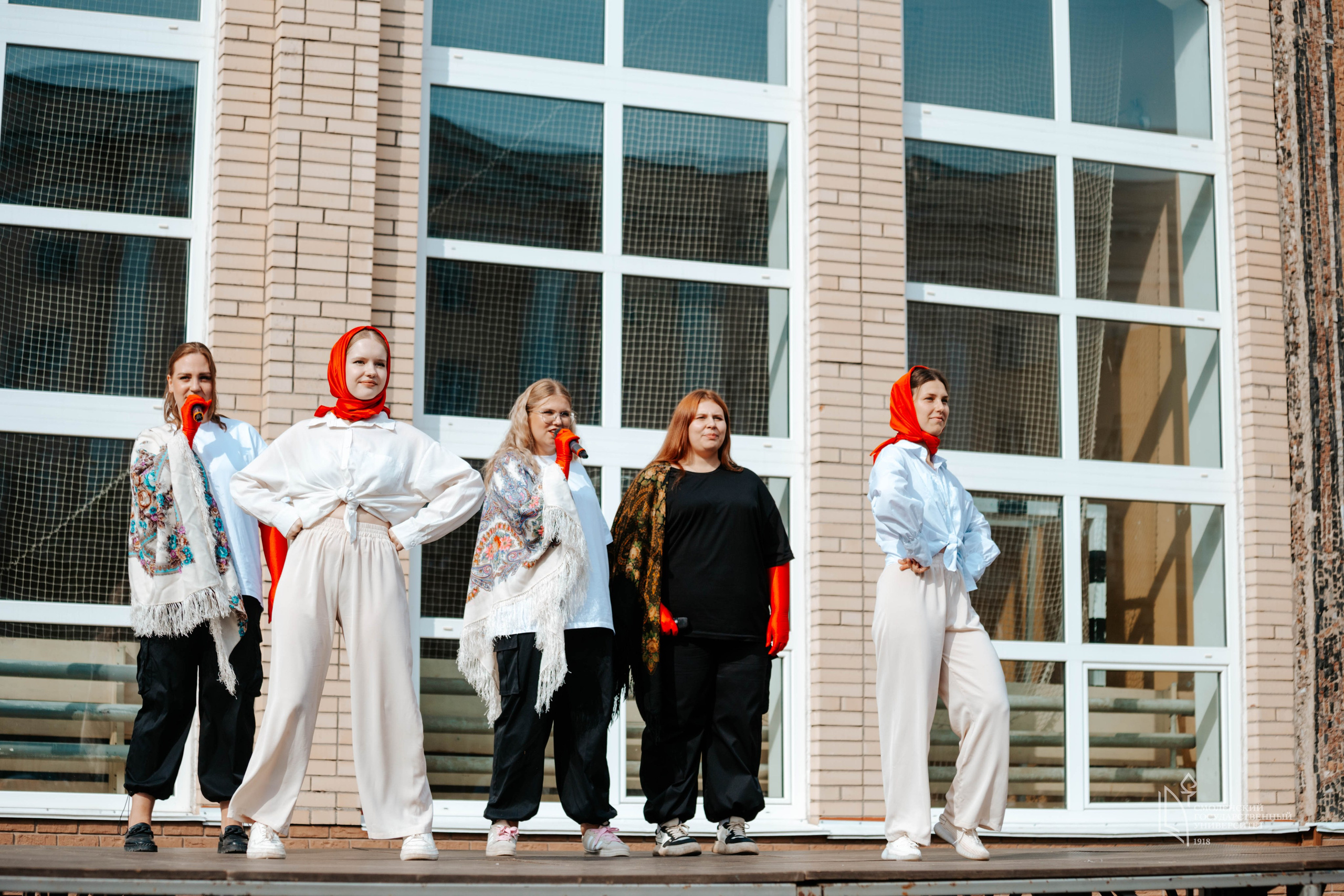 СмолГУ — 1 Сентября. KiPPER Gallery — Фотограф