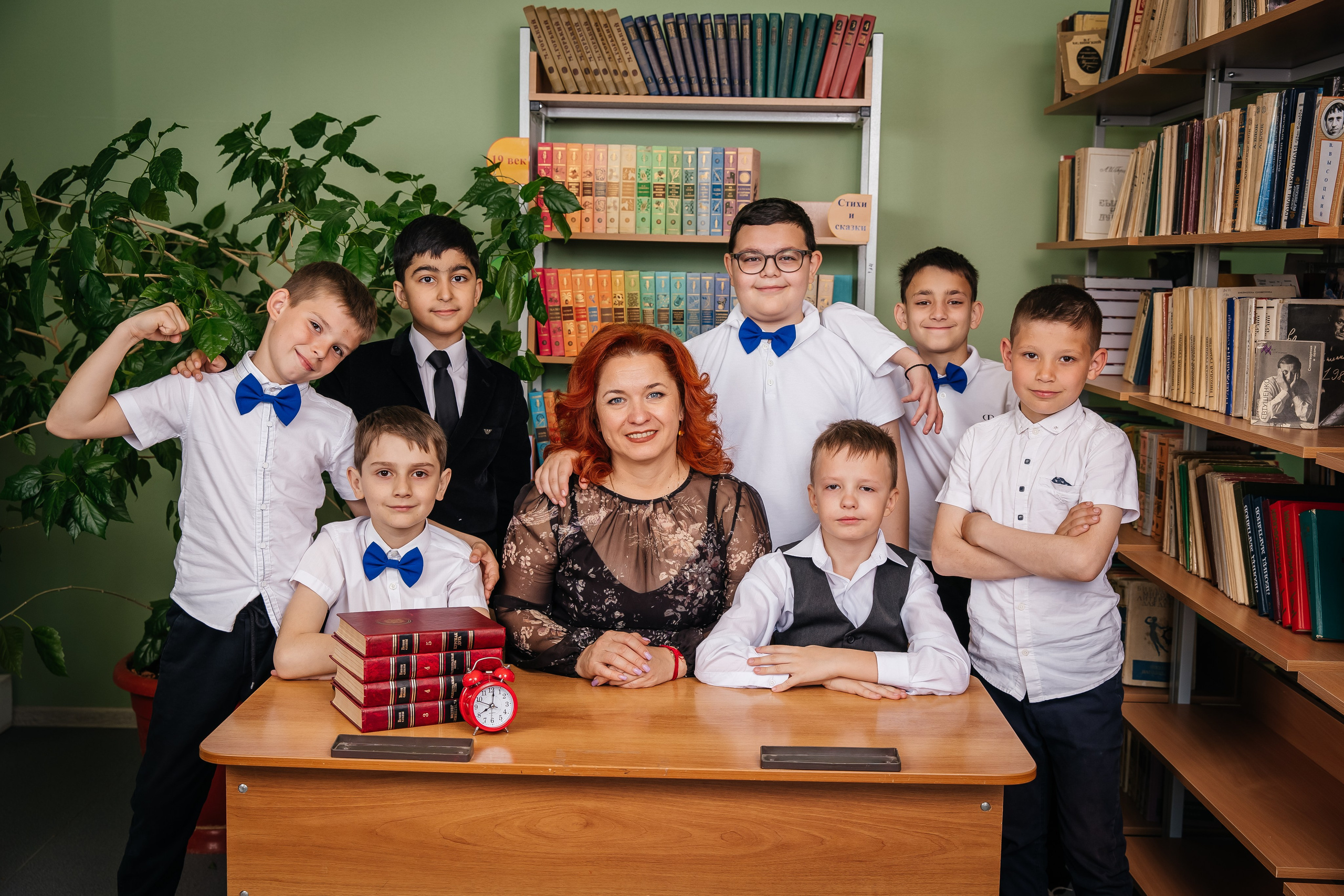 Фотосессия в начальной школе Крымск. Фотограф Любава Колесник. Выпускные альбомы в Крымском районе