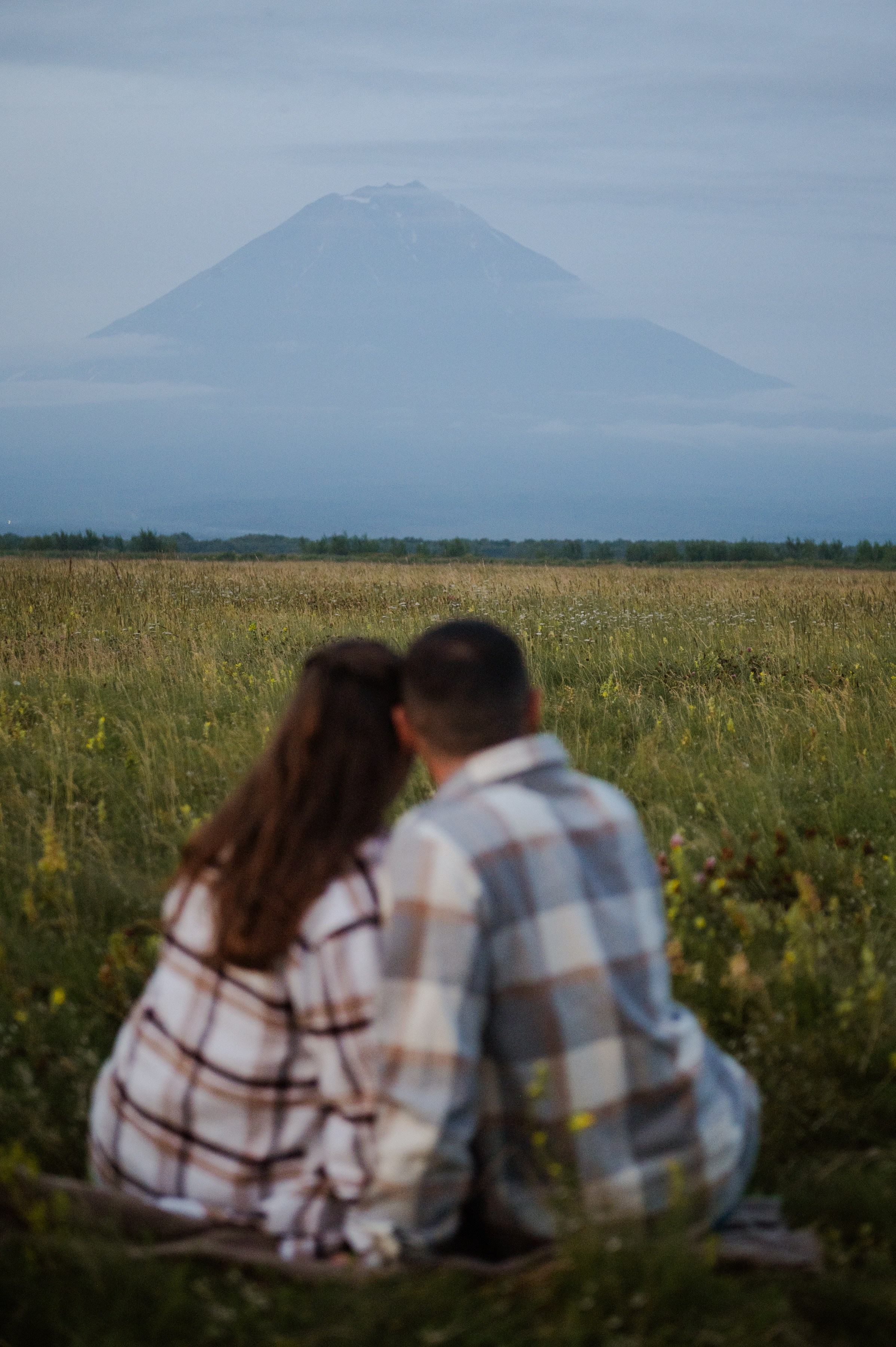 На закате с вулканами. Свадебный и семейный фотограф Камчатка. Фотограф Камчатка