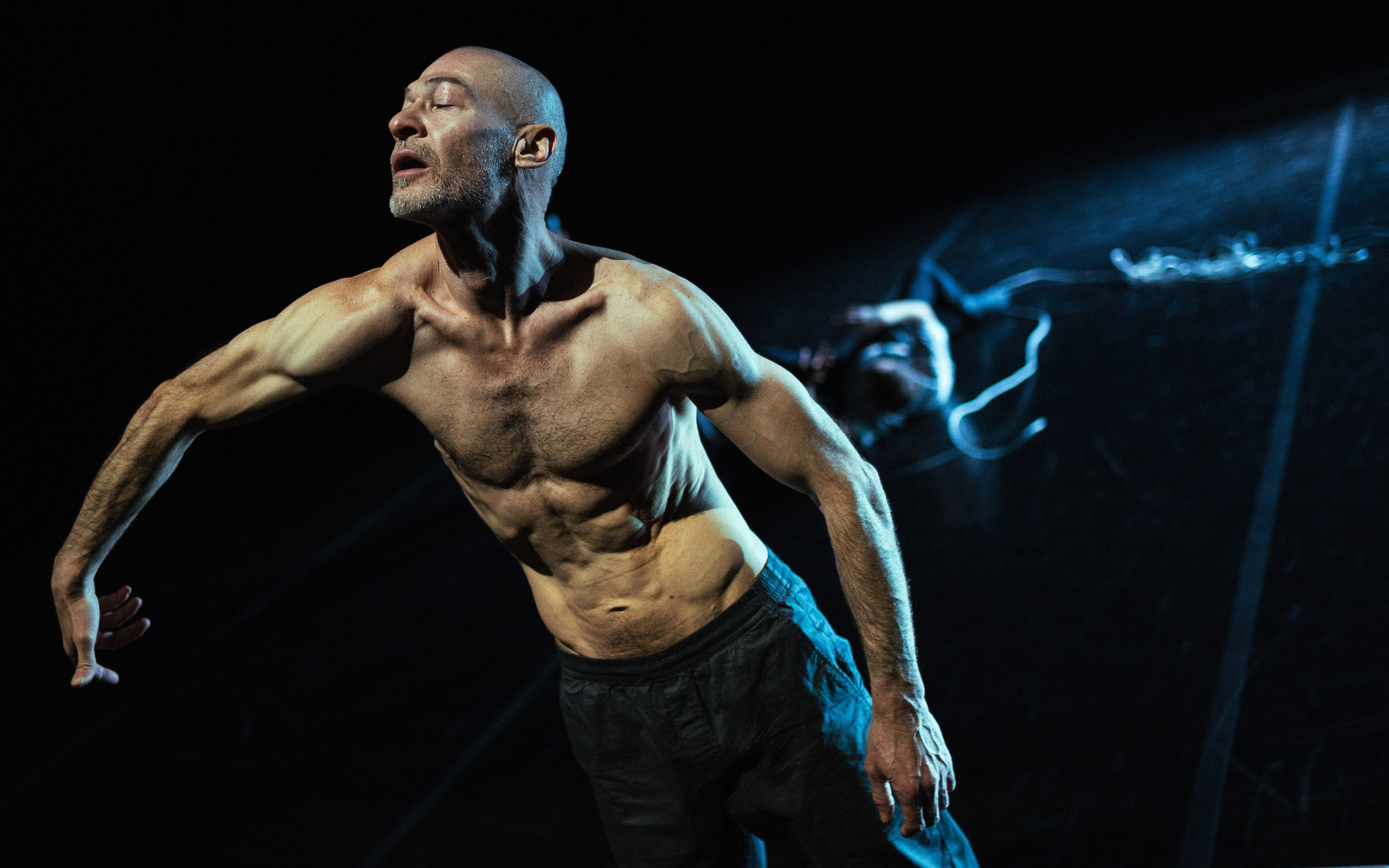 Ksenia Mickheeva Project: «Место, которого еще не было» 2022. Театральный фотограф в Санкт-Петербурге Дмитрий Скареднов