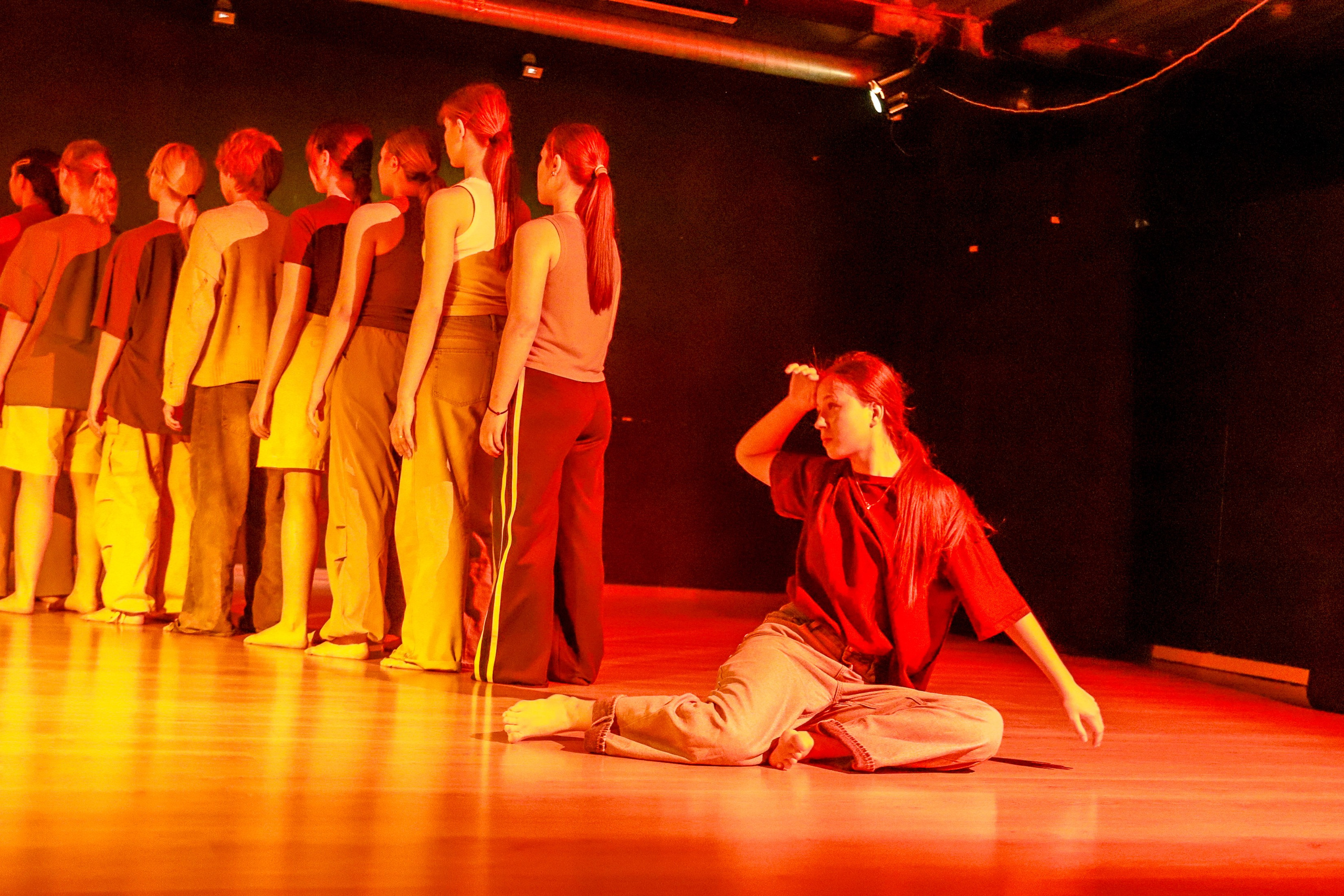 Современный показ Подземка. Небесные ласточки. Фотограф Юлия Мальцева