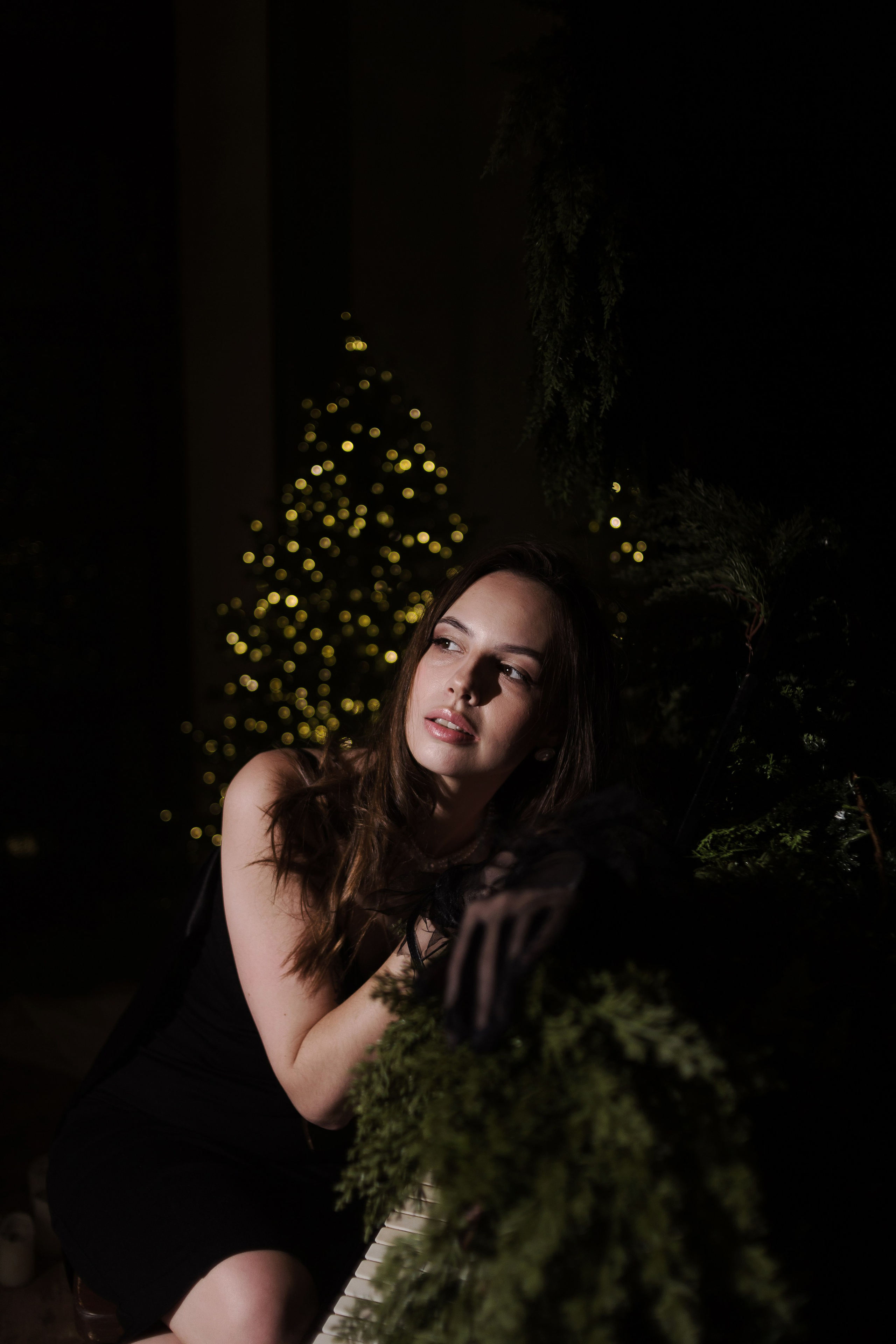 Md: @yanamazhina Muah: @vizashspb_larisa Org: @creative_photoday Loc: @leonastage_photostudio