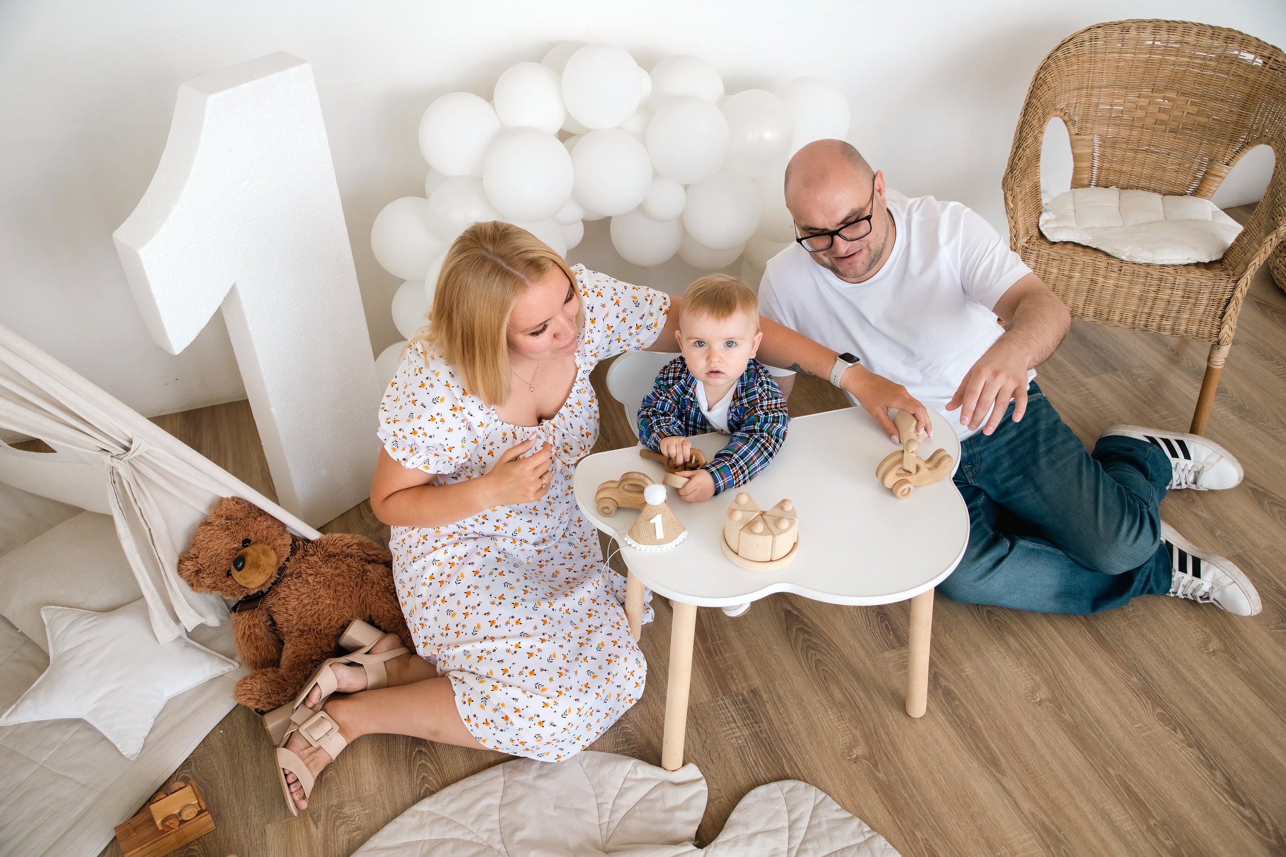 К первому дню рождения