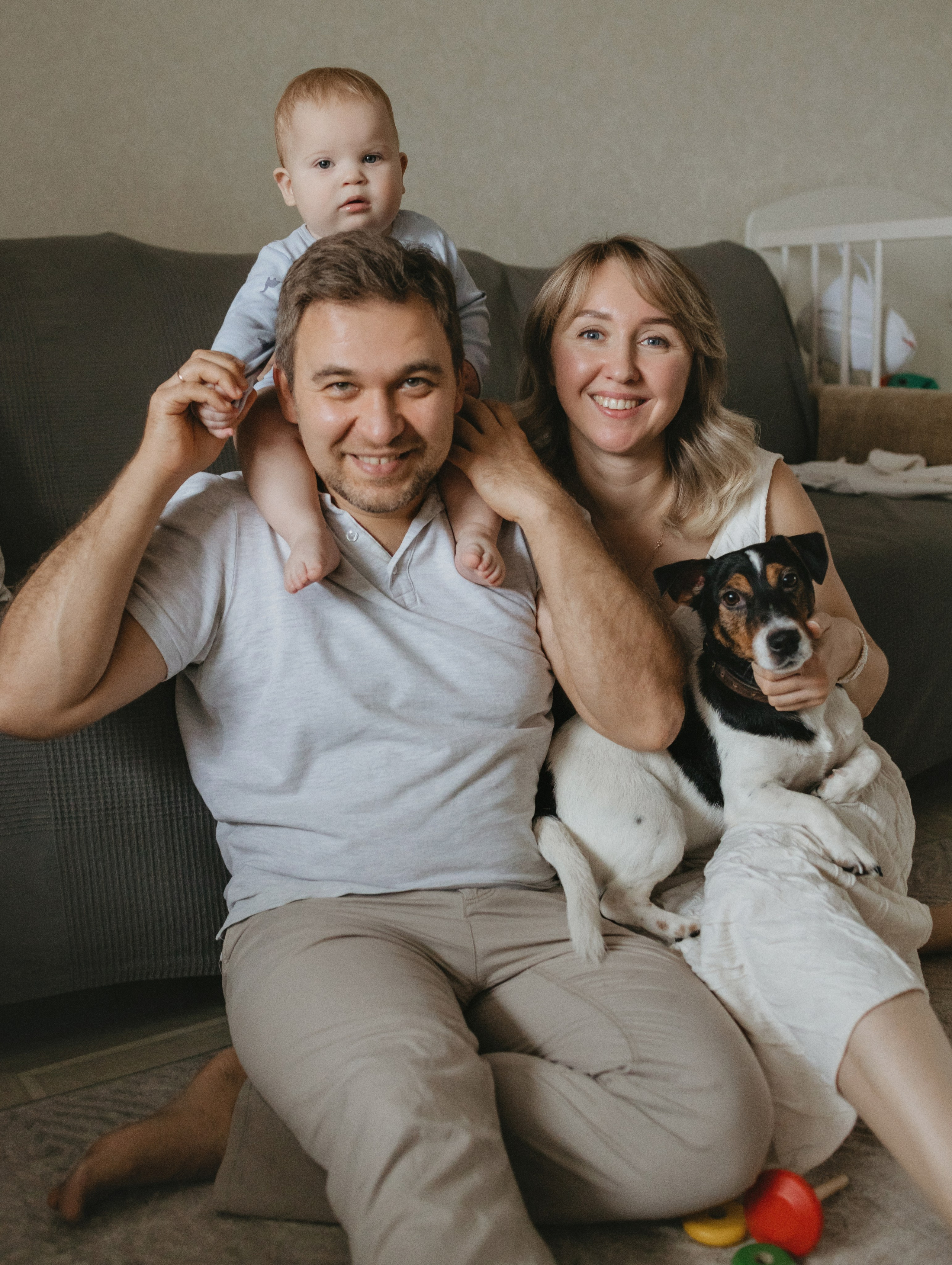 Таня успешно совмещает роль создателя эстетичных украшений, жены и мамы сыночка. Фотограф беременности и новорождённых в Набережных Челнах