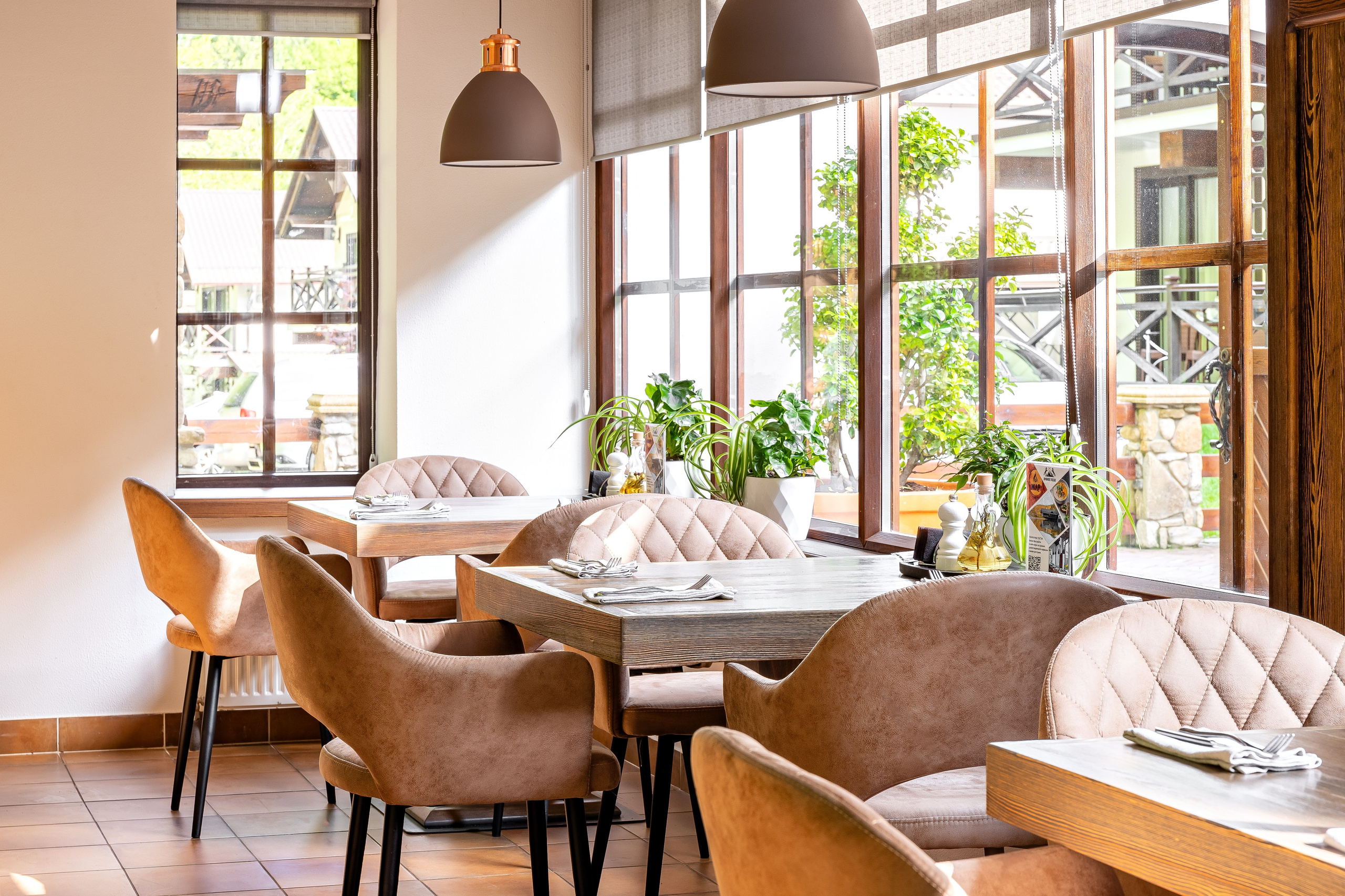 Парк-отель «Орлиное гнездо». Ресторан «Жар». п. Горячий Ключ. Интерьерный фотограф в Краснодарском крае Светлана Шурлова