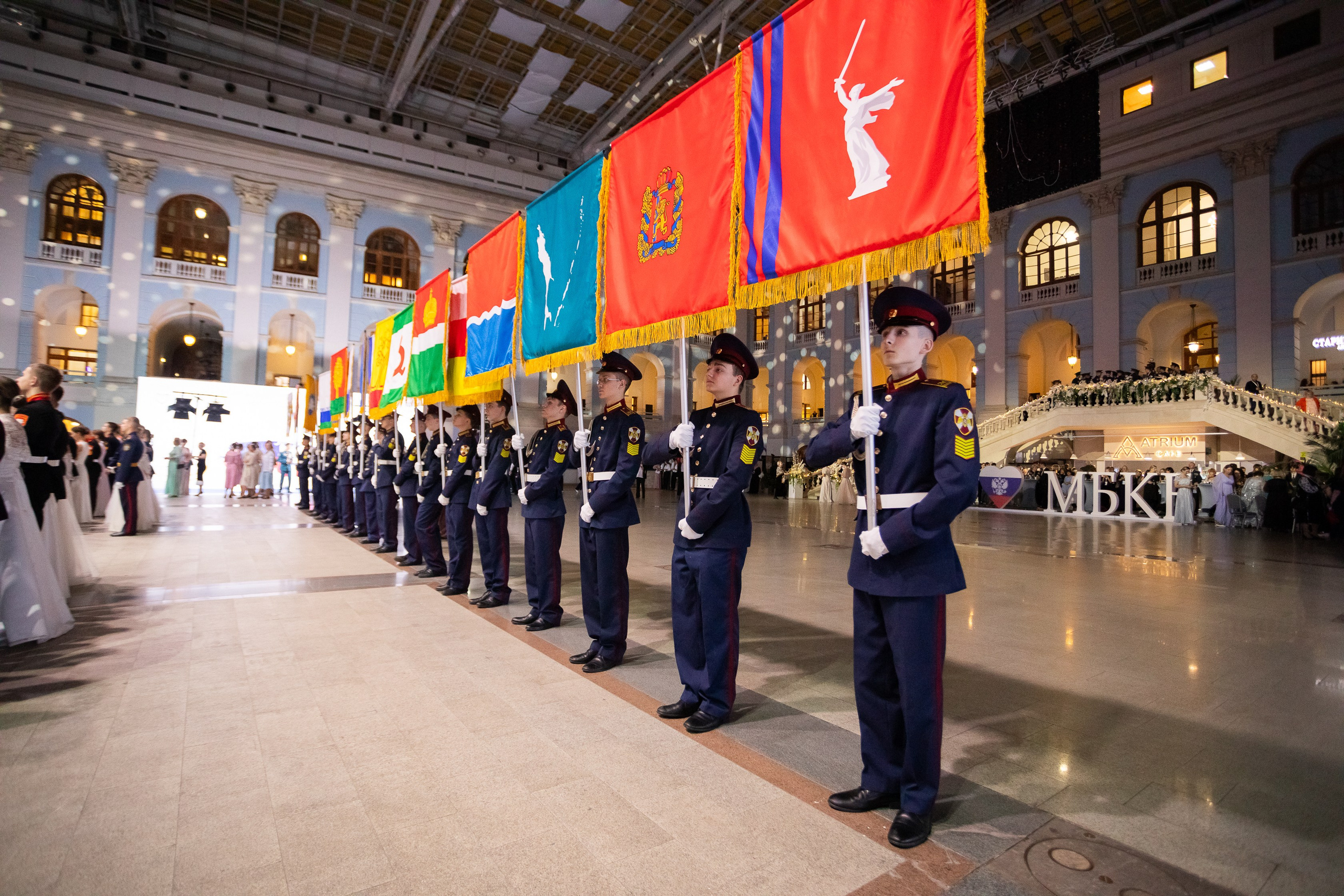 Кадетский бал. VICTOR SAPOZHNIKOV