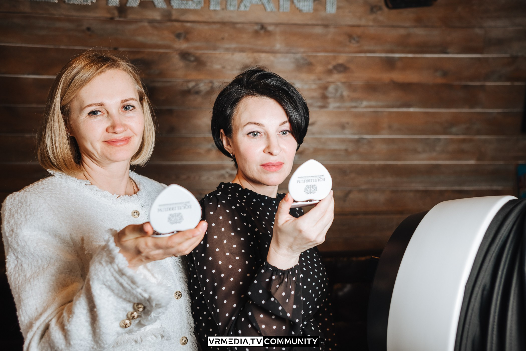 Модный вторник. Винный вечер «Жизнь замечательных людей»