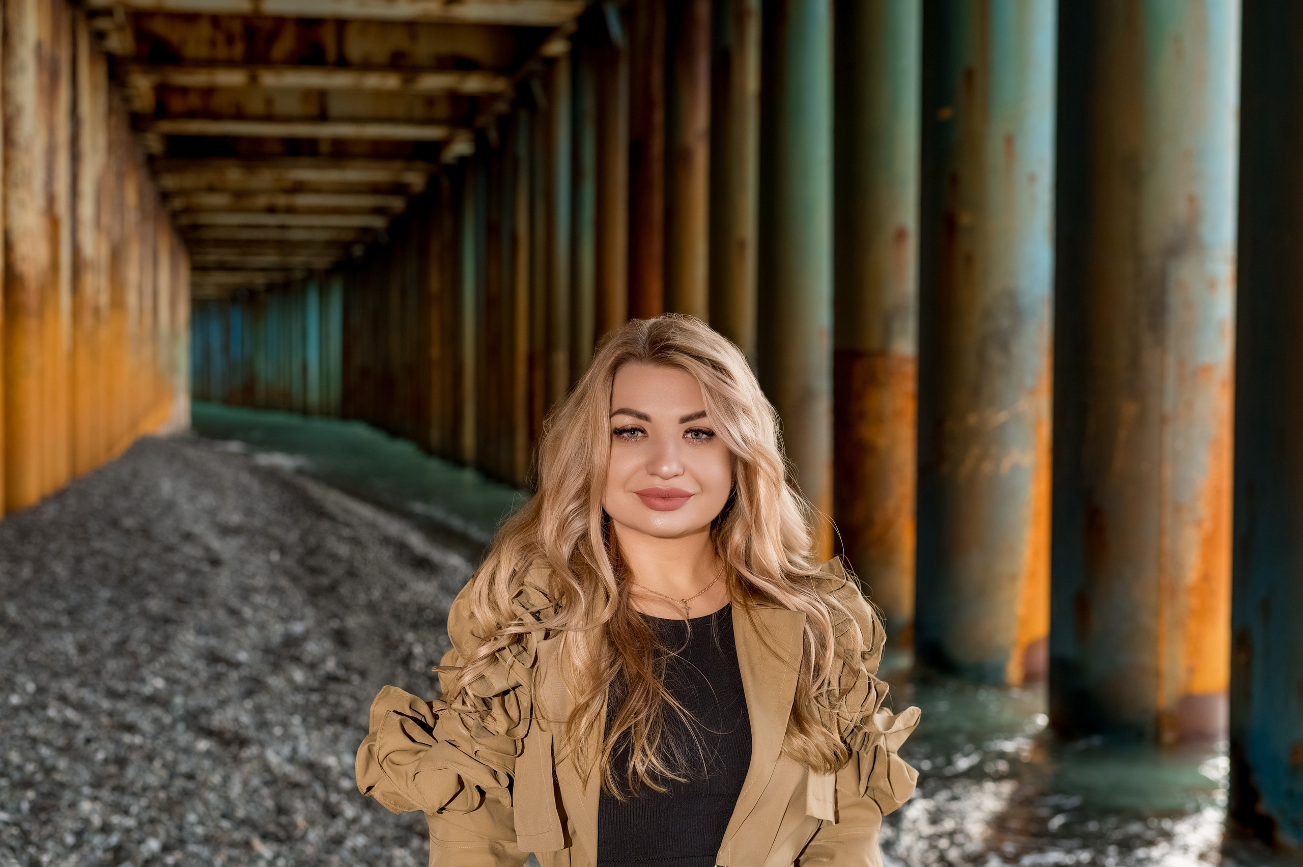 Красивая фотосессия для девушки в Адлере.