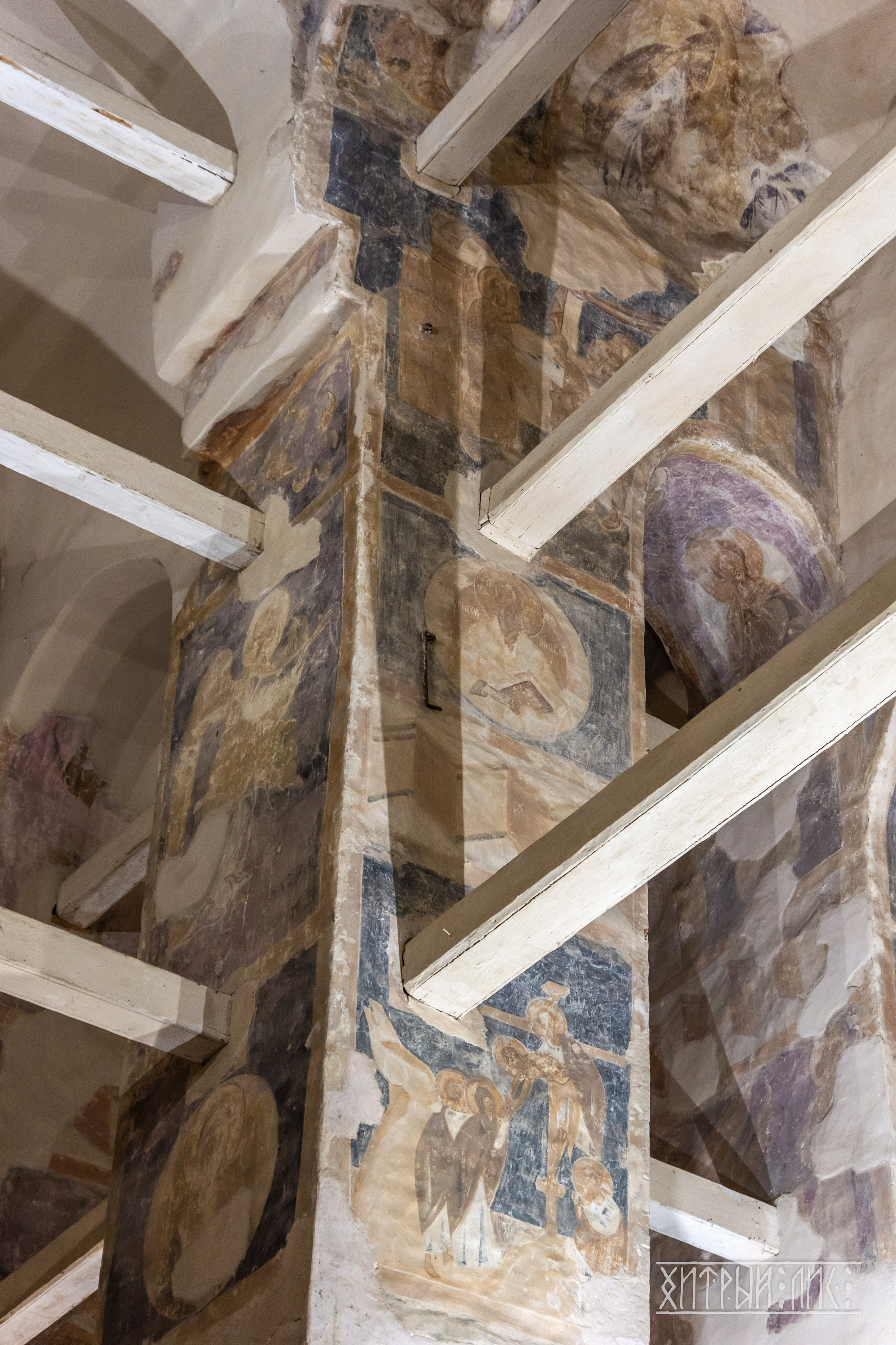 Изборск- Печоры-Псков-Новгород-Торжок. Фотограф-путешественник Самойлов Максим «Sly Fox»