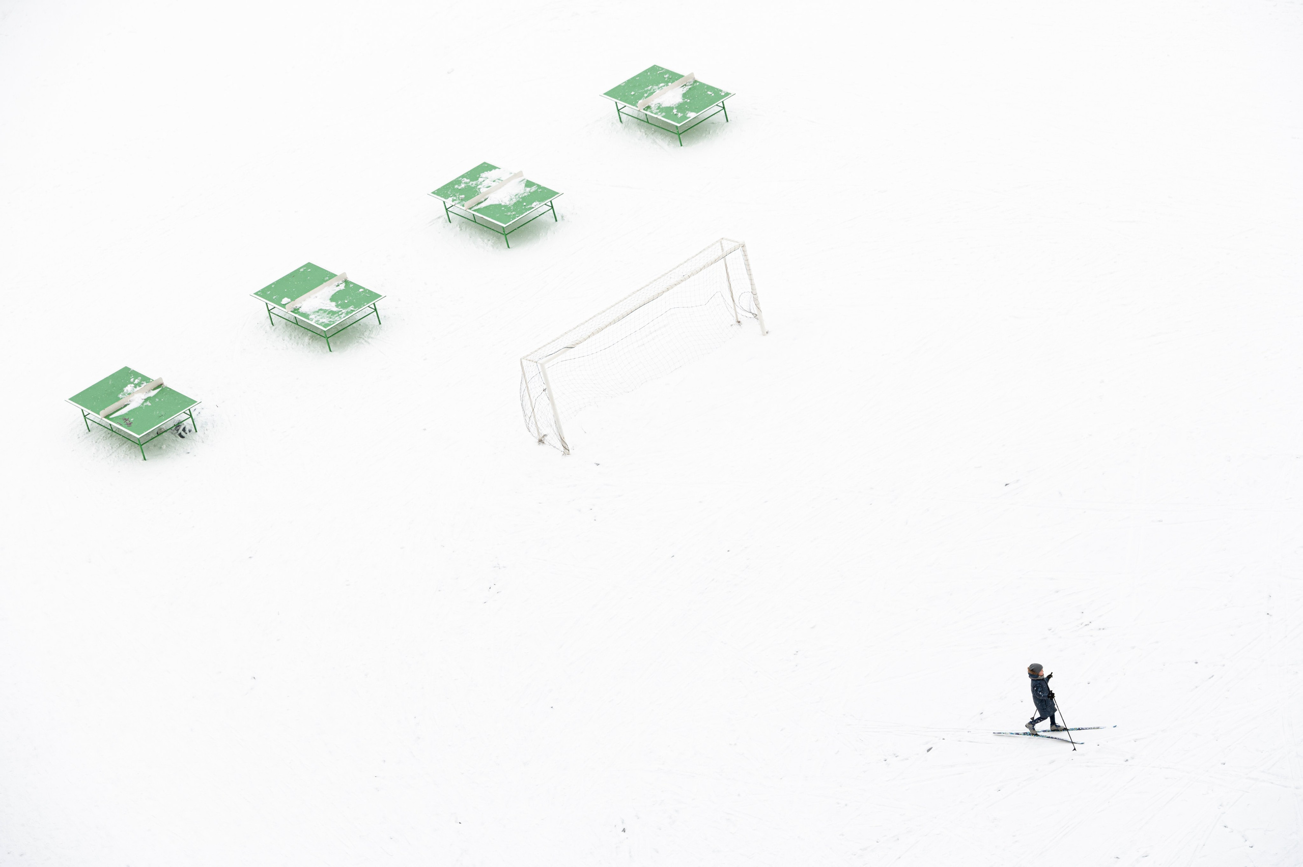 A physical education lesson in the snow desert. Evgenii Filippov — Photographer