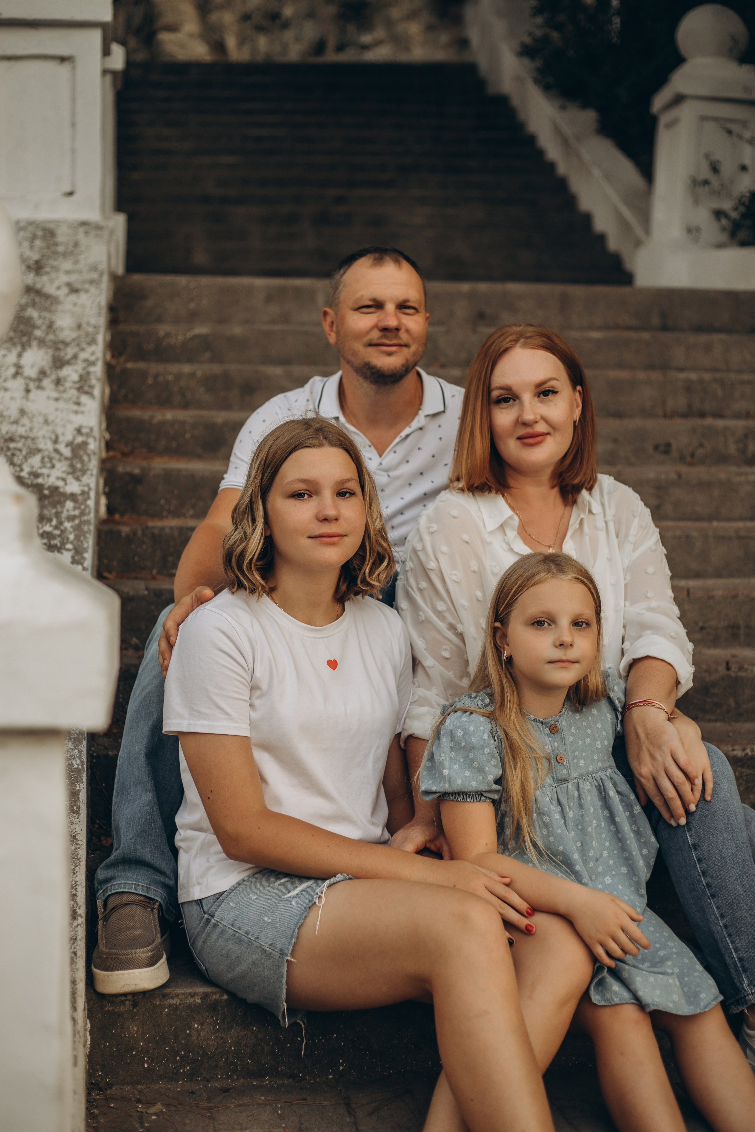 Антон, Тамара, Алиса и Ева — летний вечер у озера. Семейный фотограф Новороссийск, Анапа, Геленджик — Юлия Давыдова