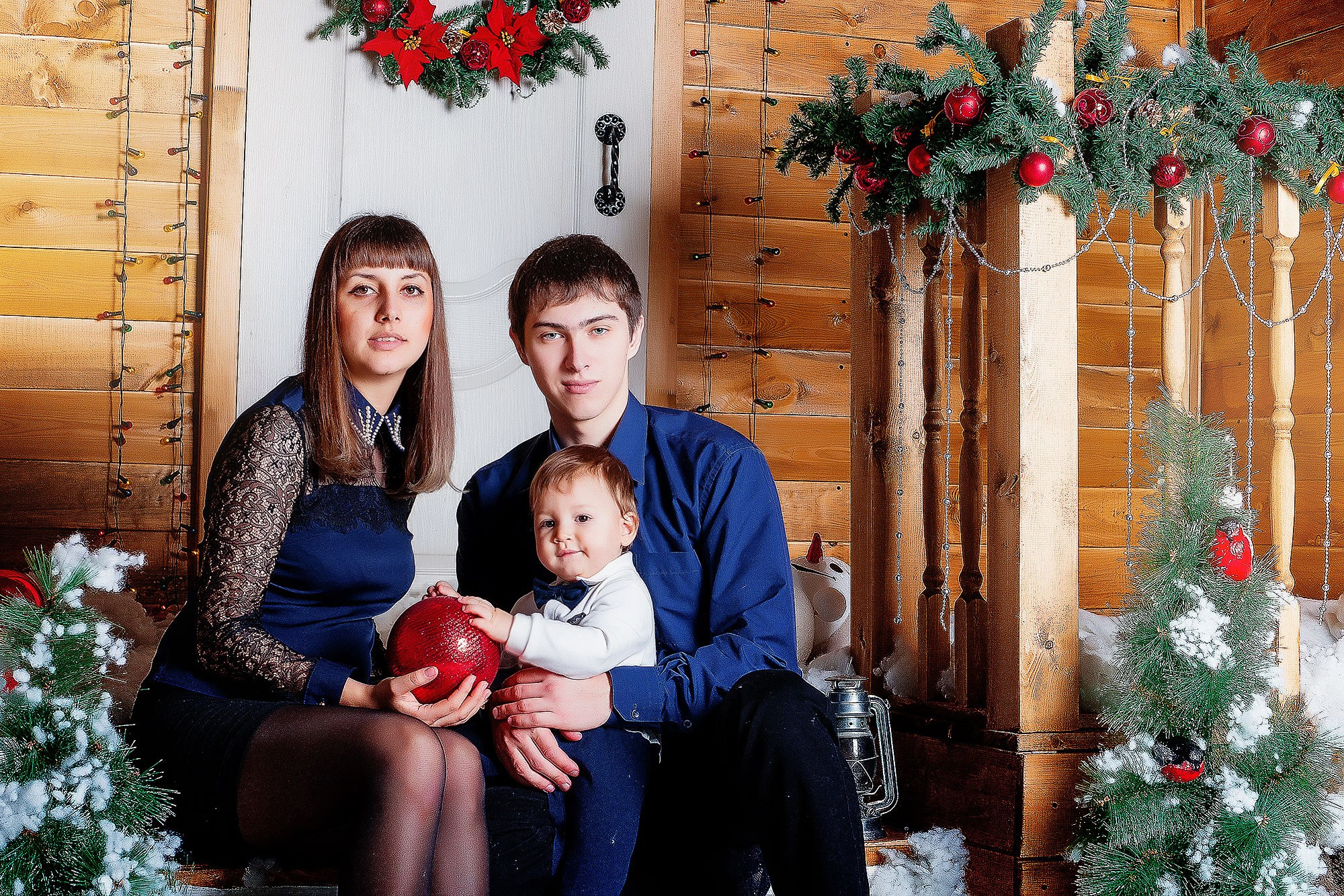 Семейная съёмка в студии. Семейный фотограф г. Новокузнецк Юлия Машникова